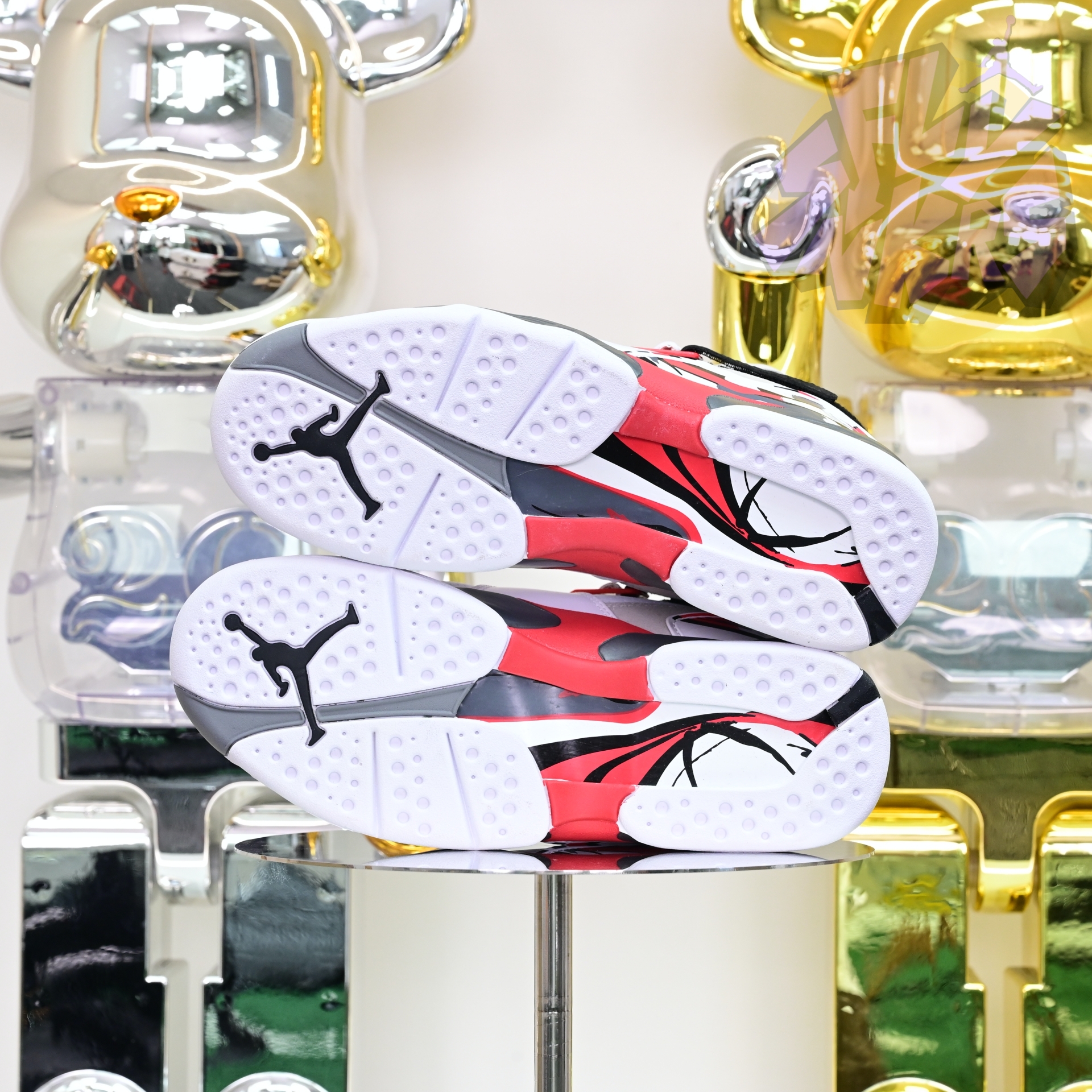 Air Jordan 8 Retro Bugs Bunny  305381-103