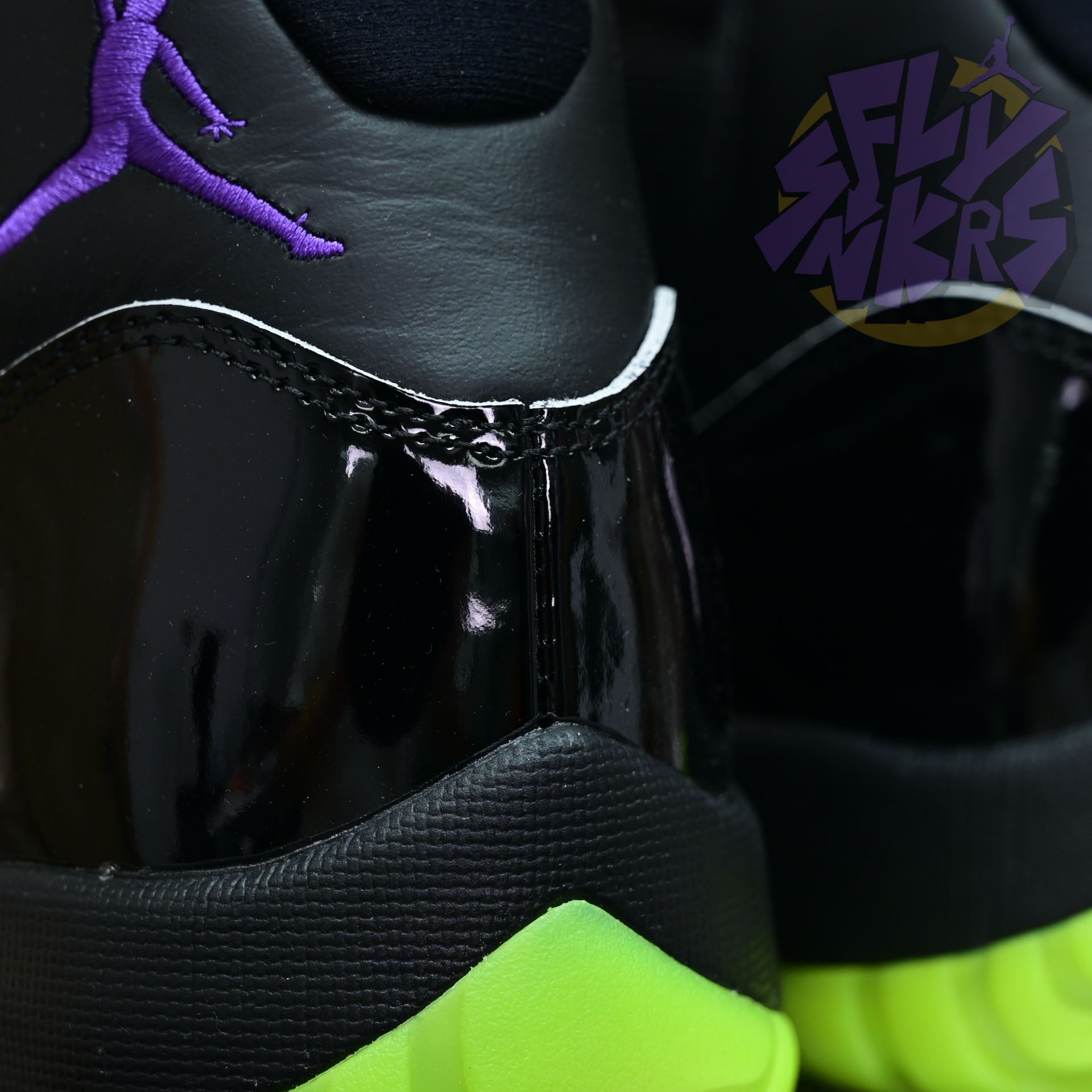 Air Jordan 11 GS Black/Barely Volt   CT8012-003