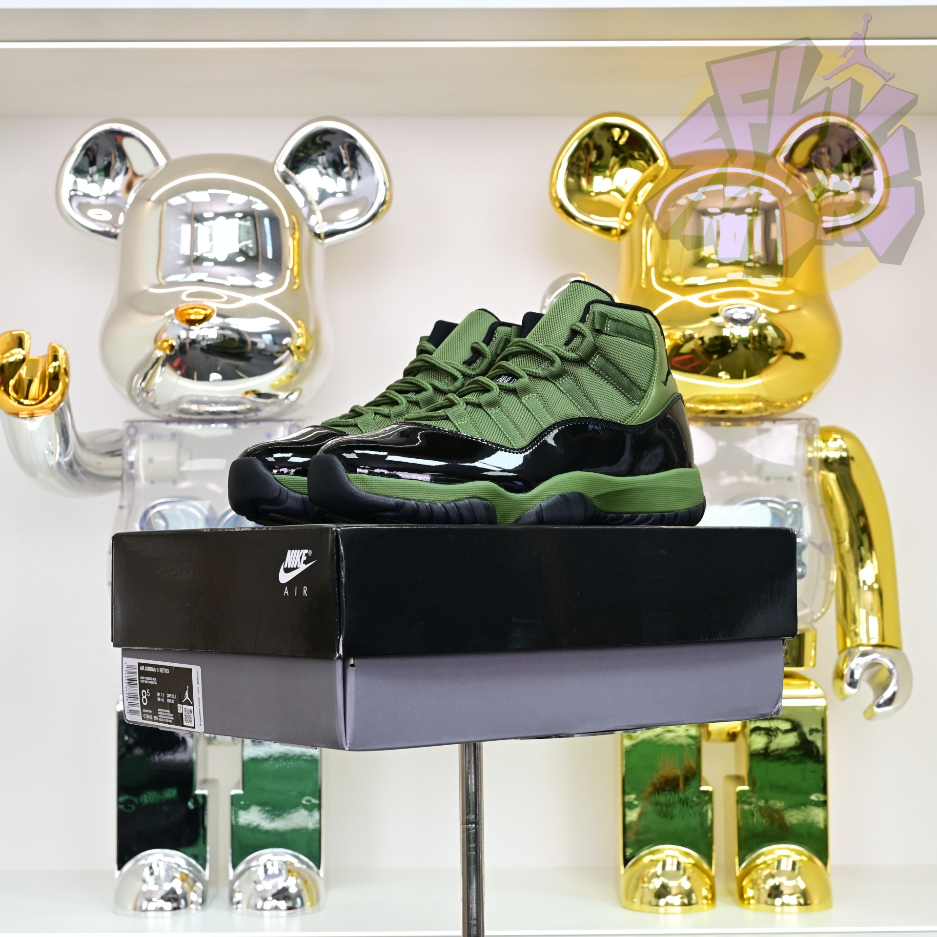 Air Jordan 11 RETRO CT8012-300