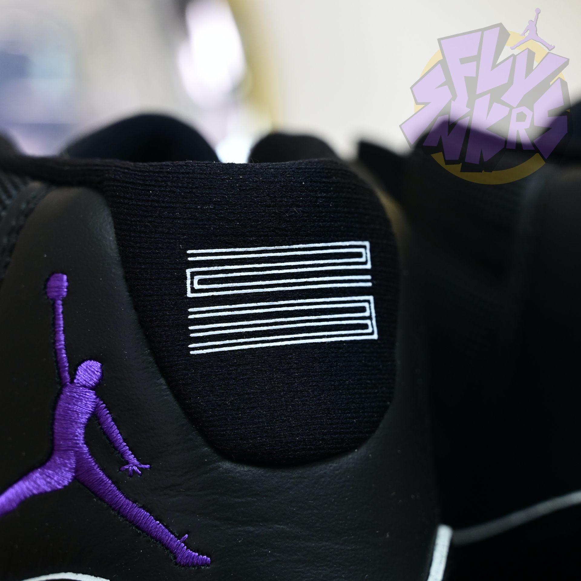 Air Jordan 11 GS Black/Barely Volt   CT8012-003