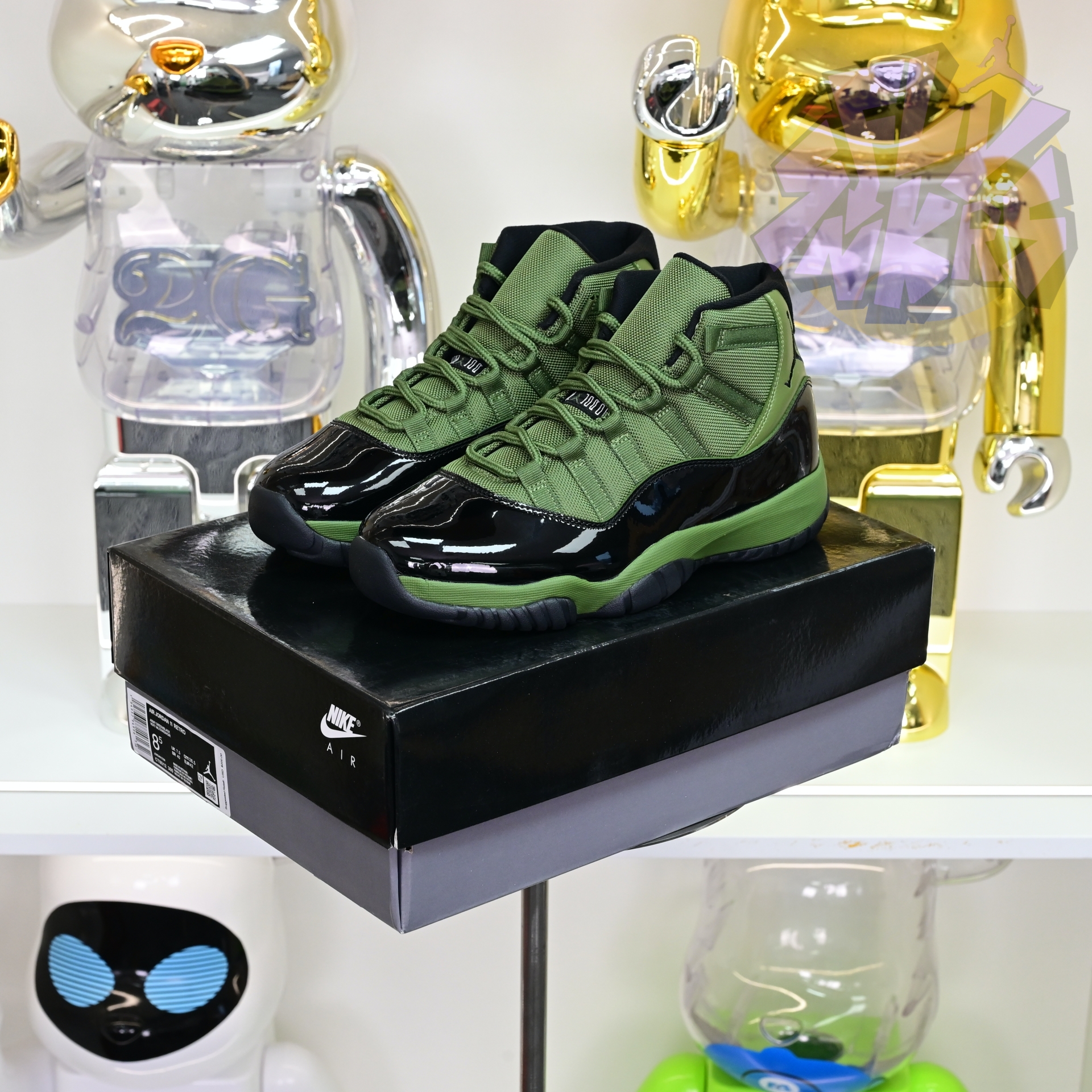 Air Jordan 11  RETRO CT8012-300