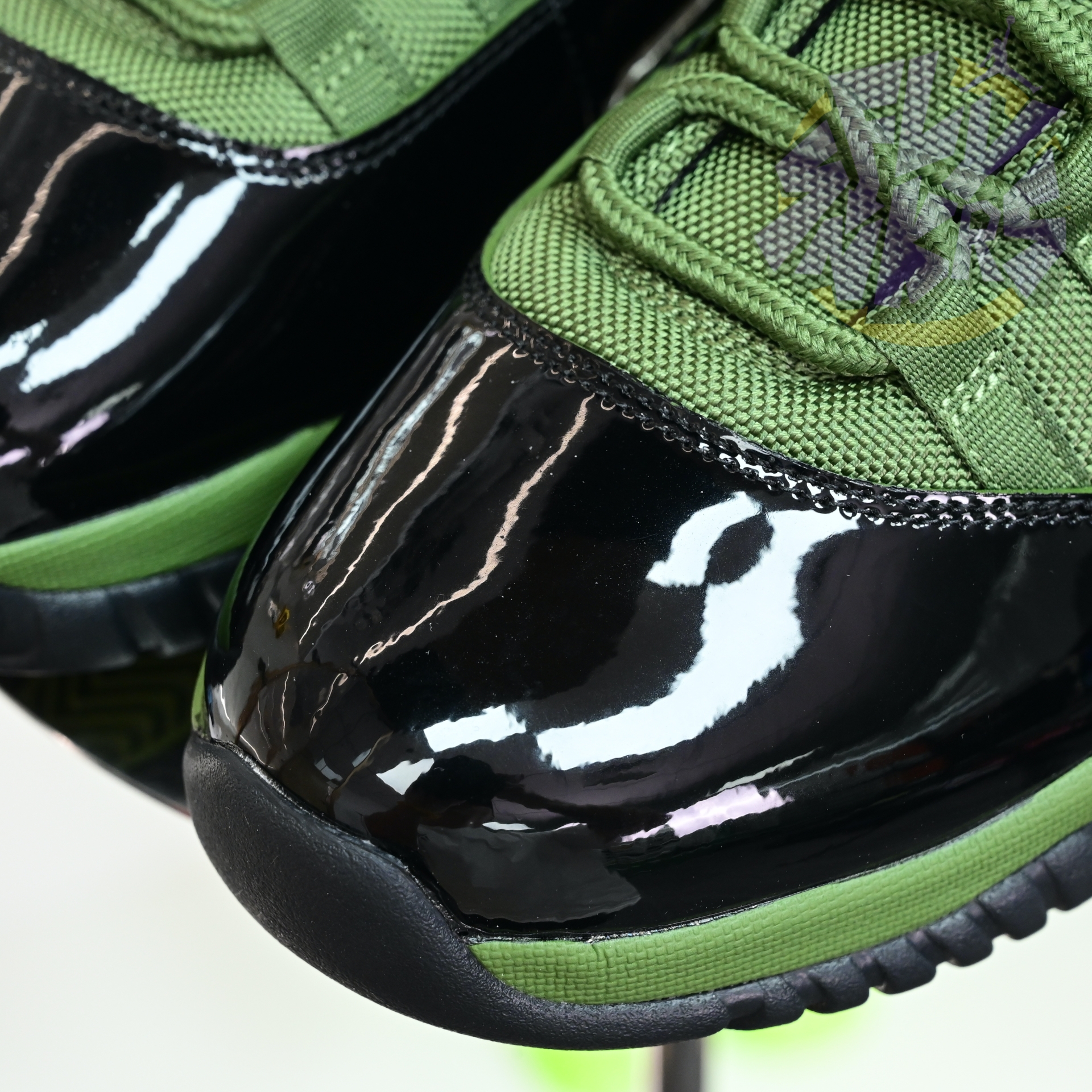 Air Jordan 11  RETRO CT8012-300