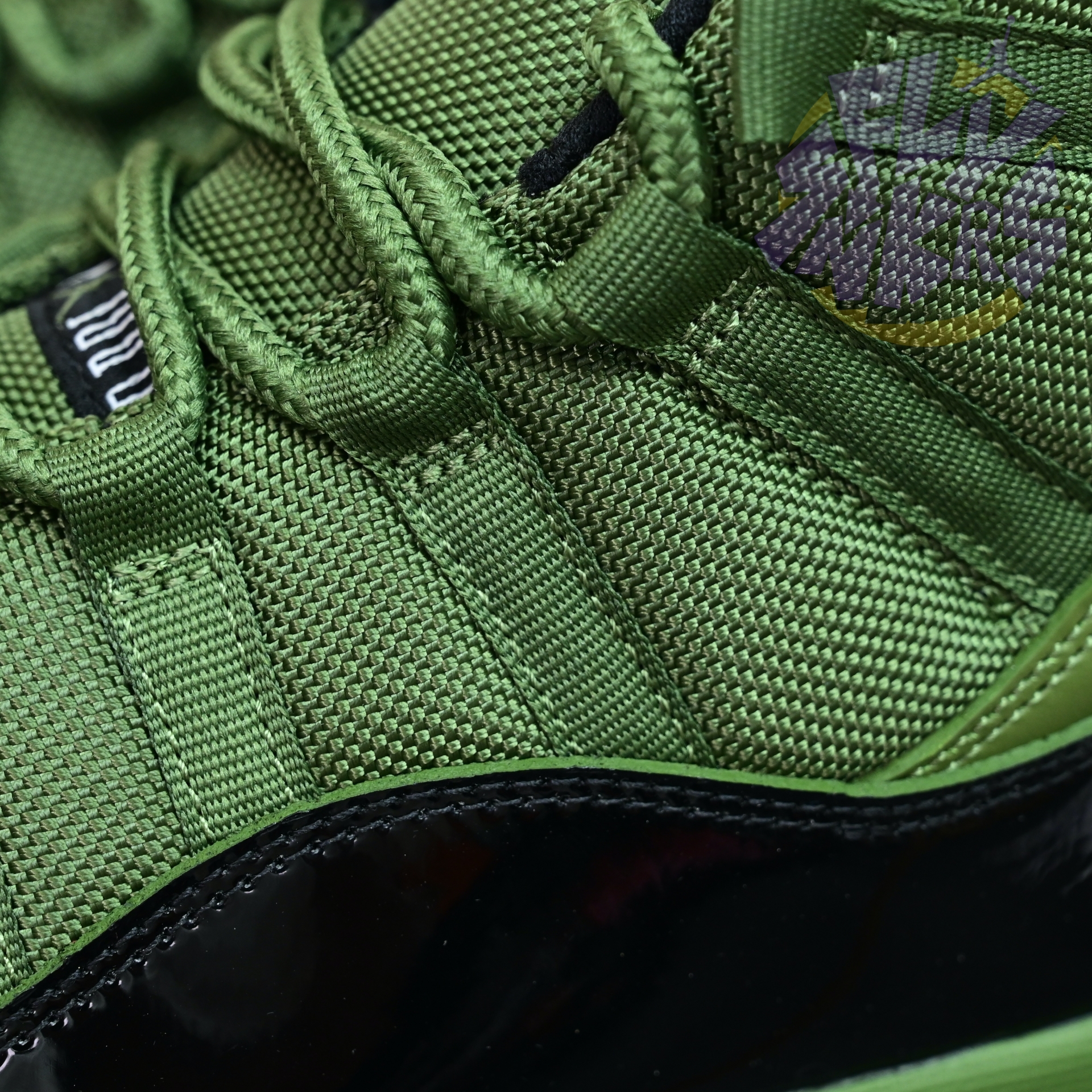 Air Jordan 11  RETRO CT8012-300