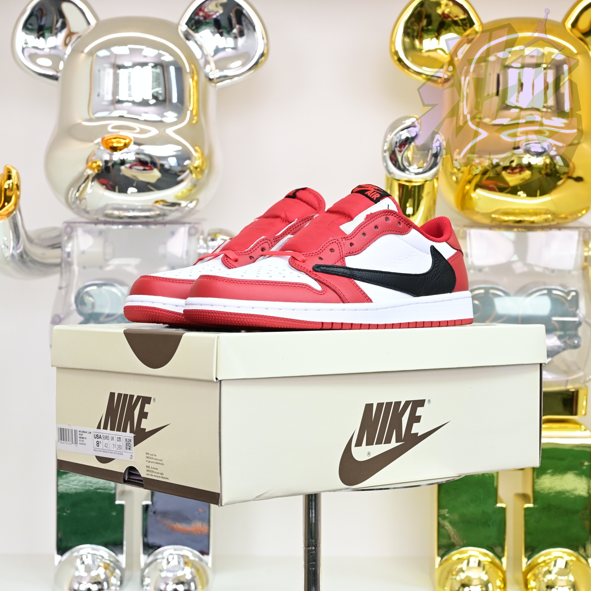 Travis Scott x Air Jordan 1  Low “Chicago”  DM7866-101