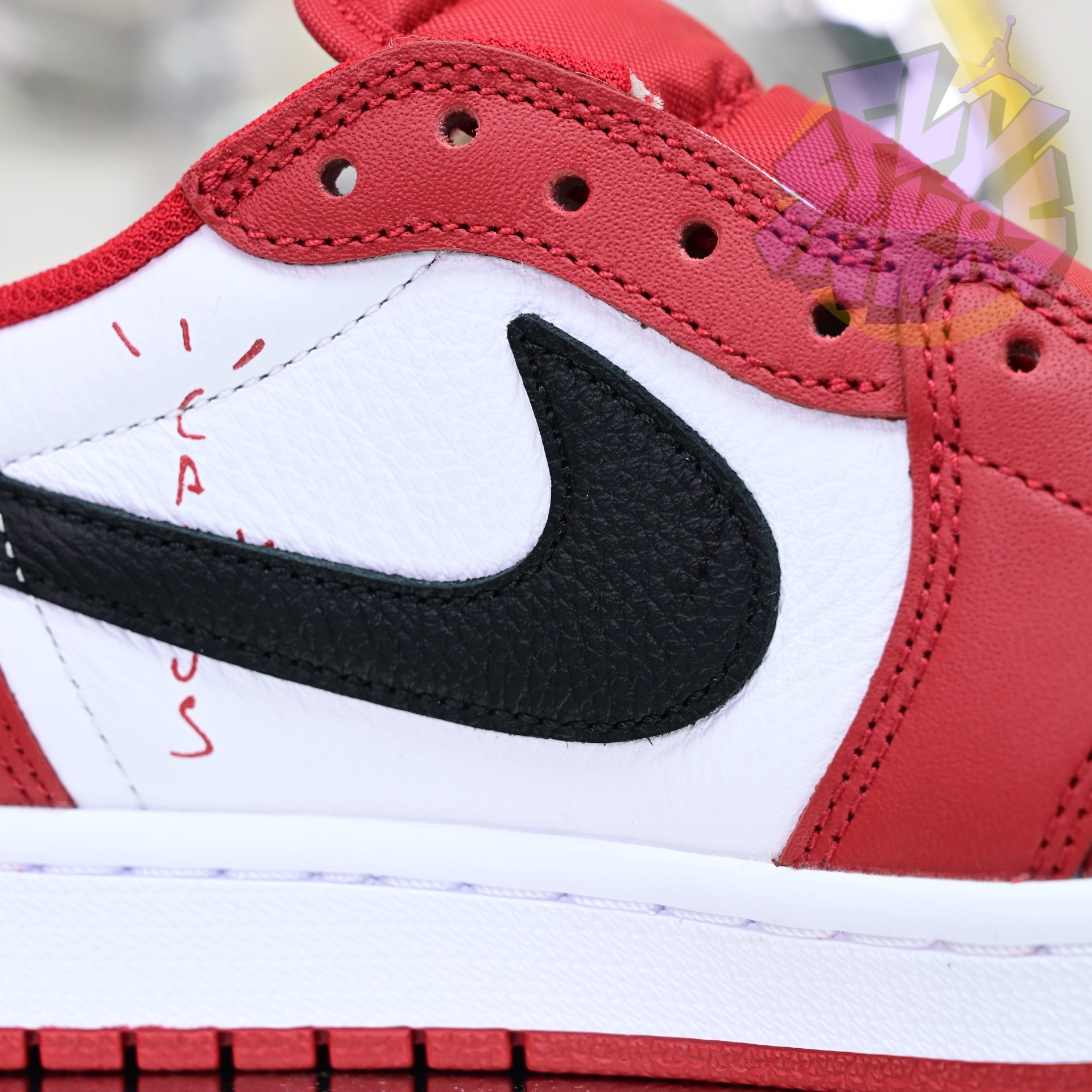 Travis Scott x Air Jordan 1  Low “Chicago”  DM7866-101