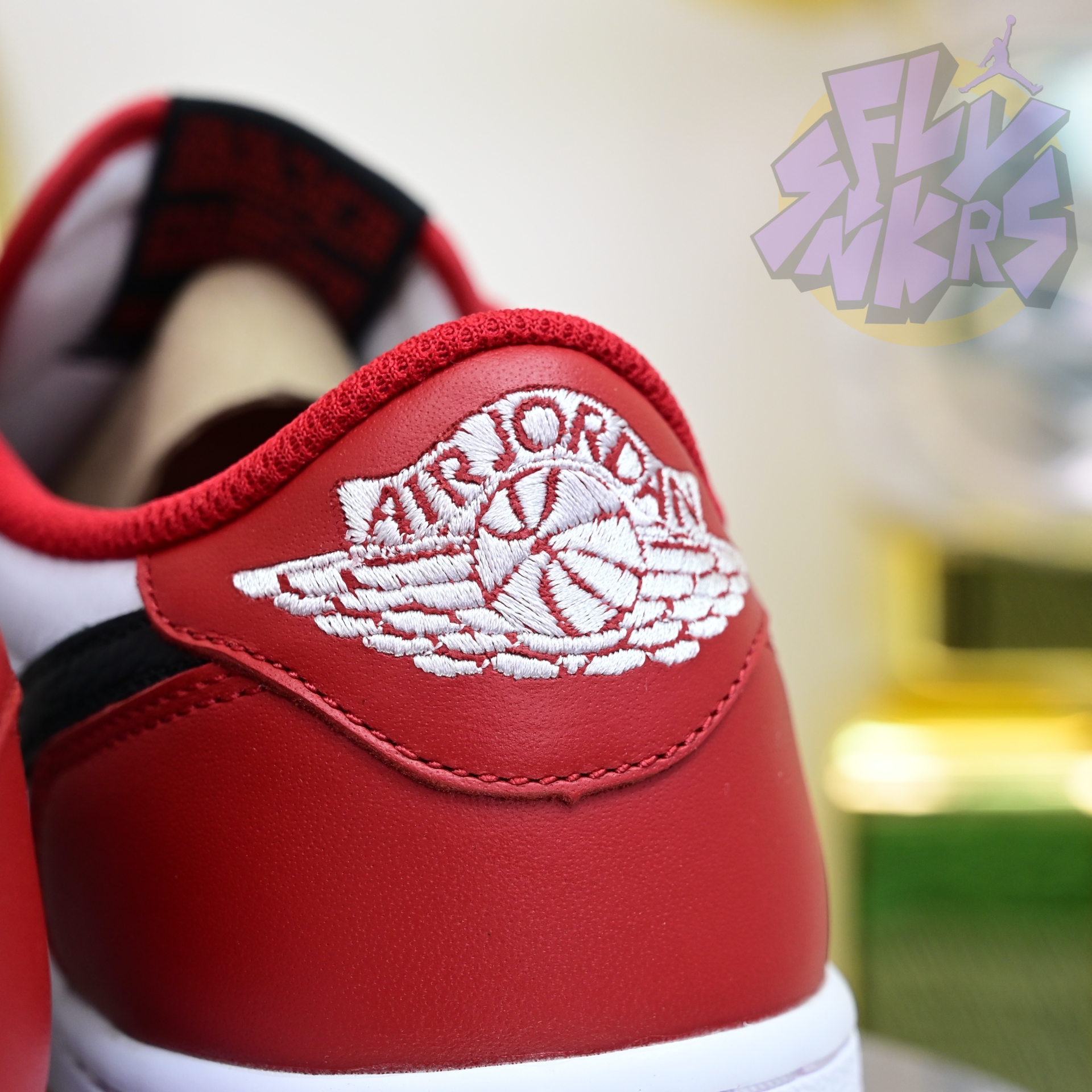 Travis Scott x Air Jordan 1  Low “Chicago”  DM7866-101