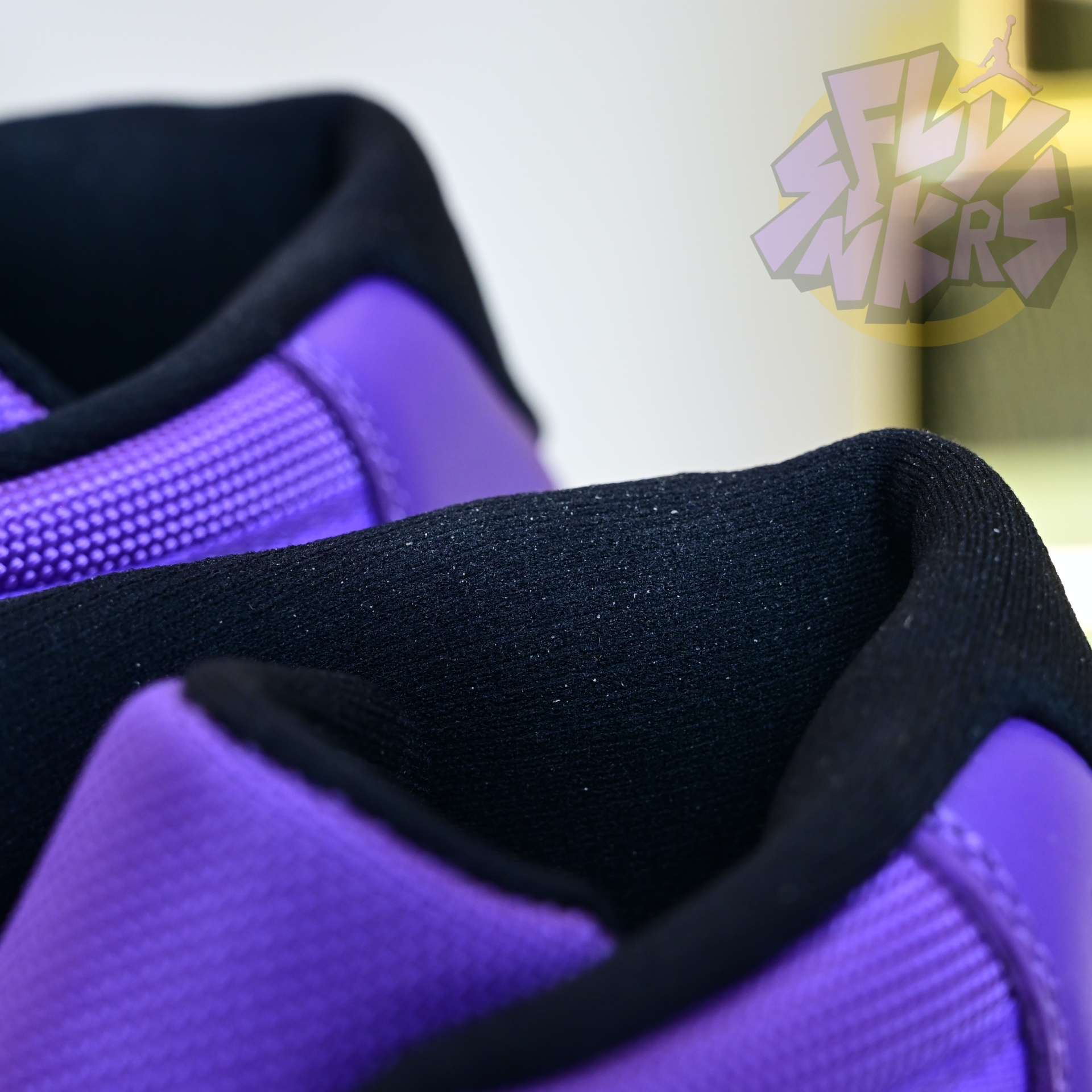 Air Jordan 11  RETRO CT8012-500