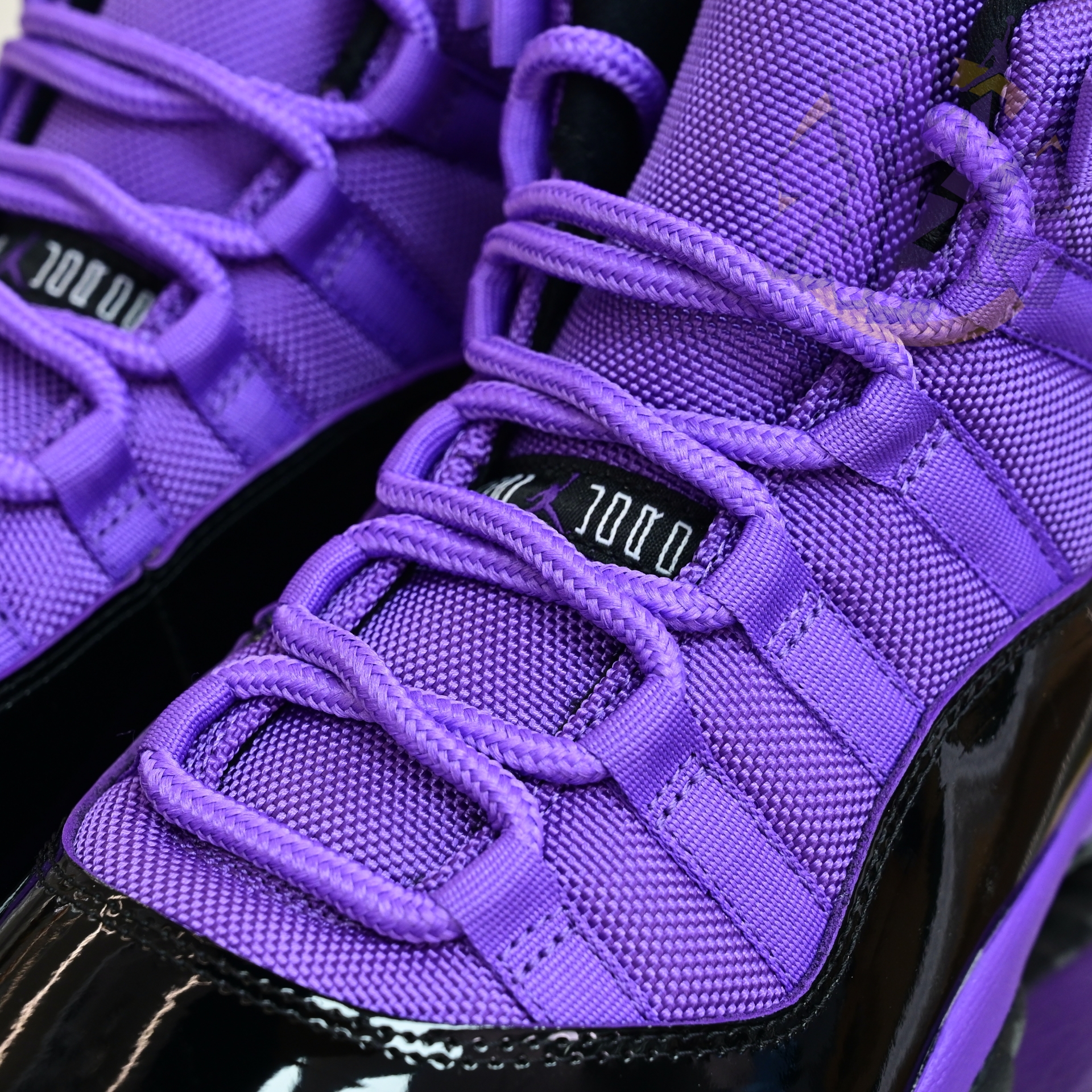 Air Jordan 11  RETRO CT8012-500