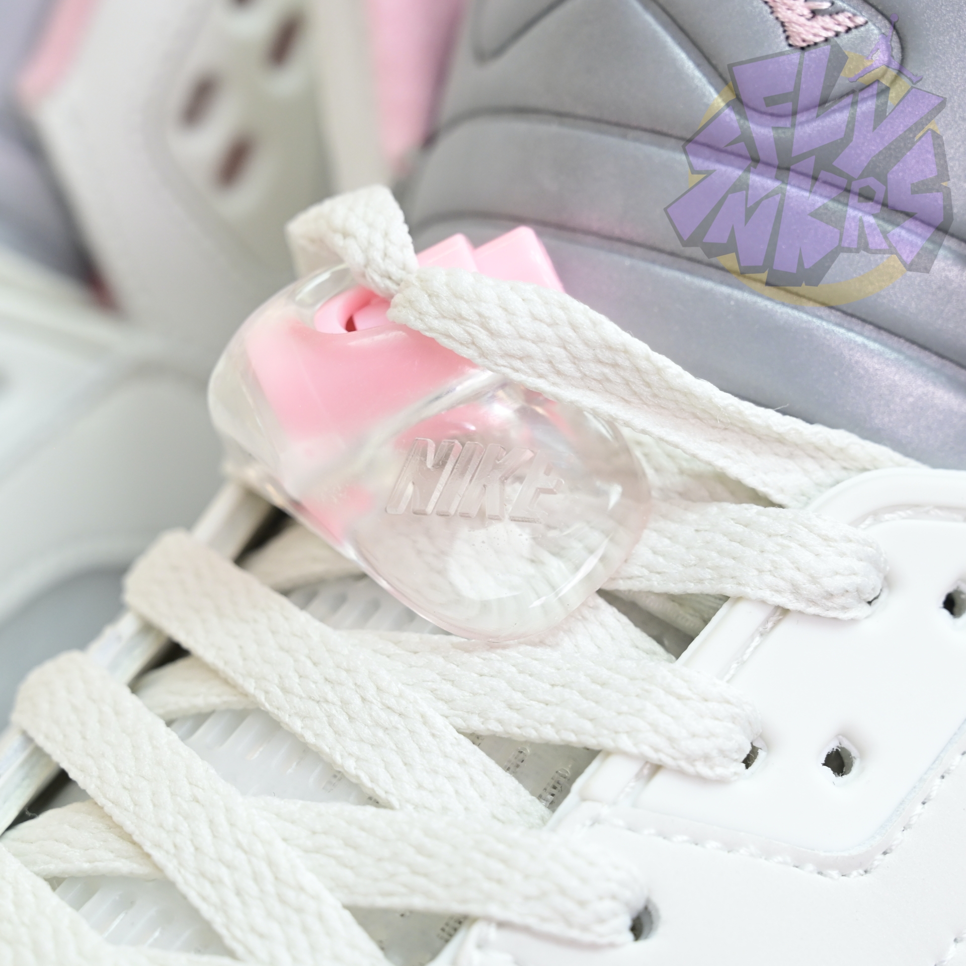 Air Jordan 5“Medium Soft Pink” HQ7978-102