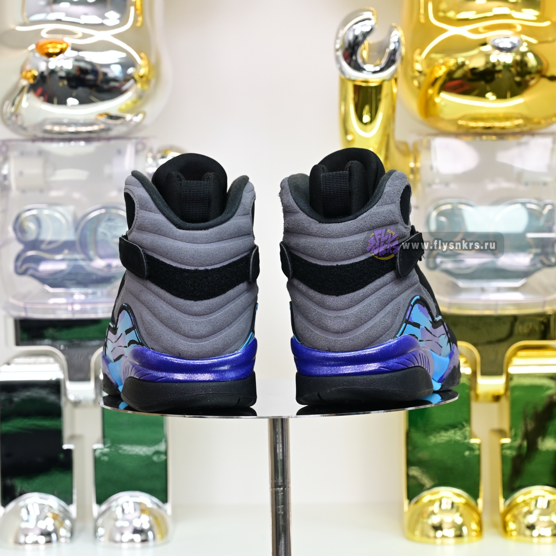 Air Jordan 8  RETRO 2025   305381-006