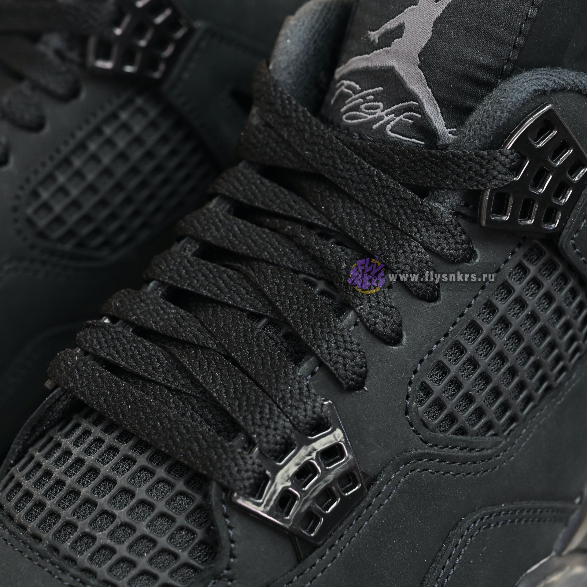 AIR JORDAN 4 RETRO 'BLACK CAT' 2025   FV5029-010