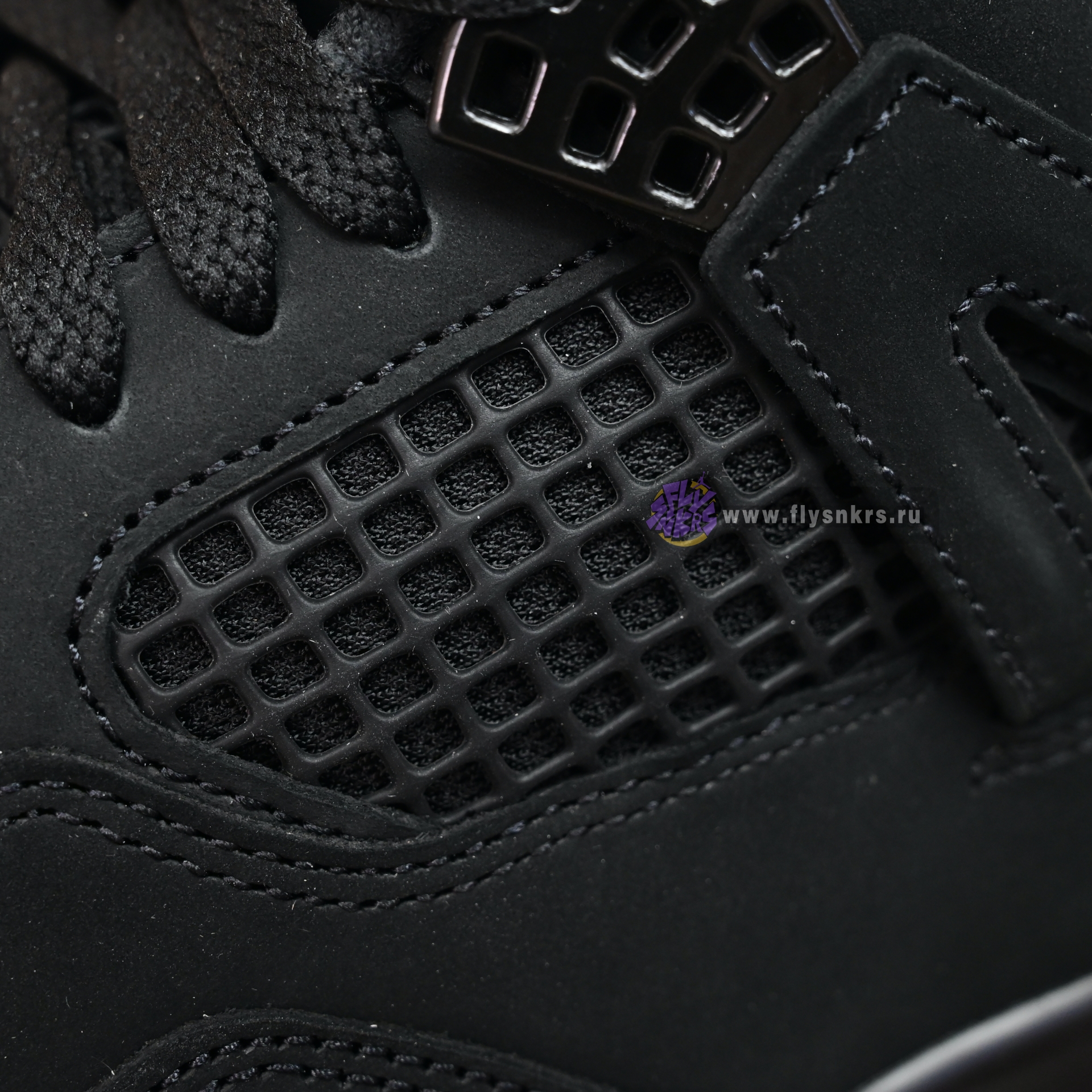 AIR JORDAN 4 RETRO 'BLACK CAT' 2025   FV5029-010