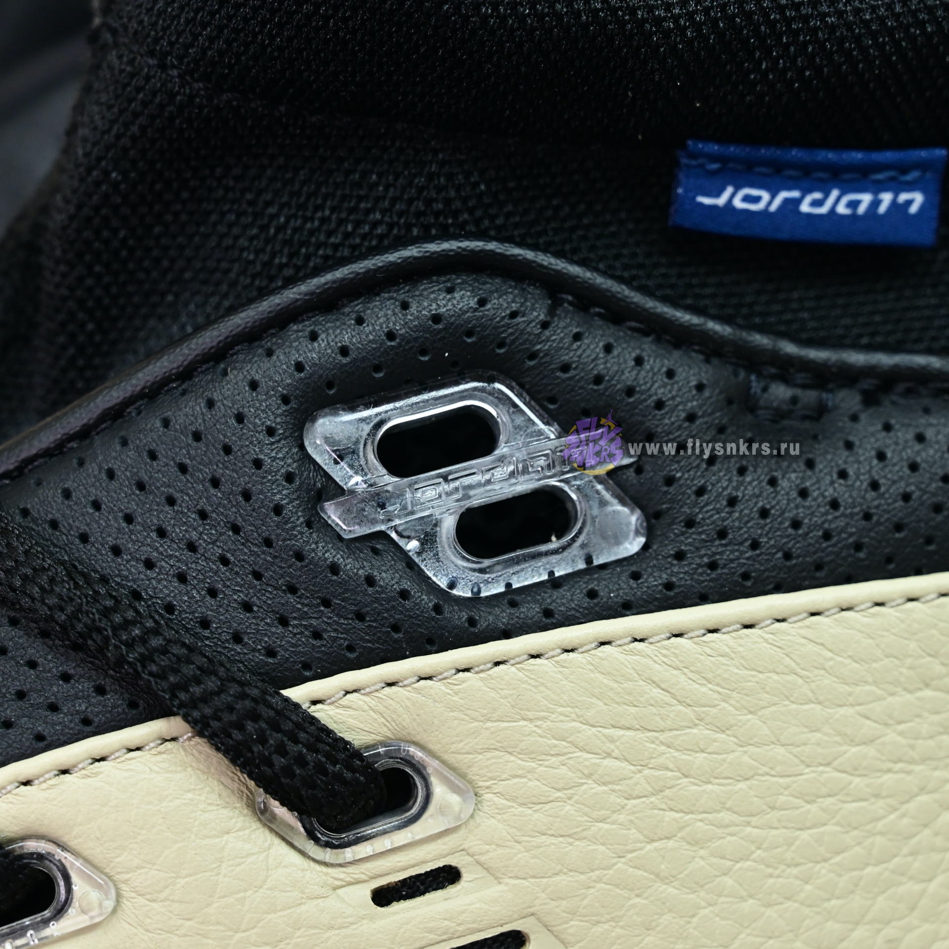 INFINITE ARCHIVES x  Air Jordan 17 Low  IH0177-200