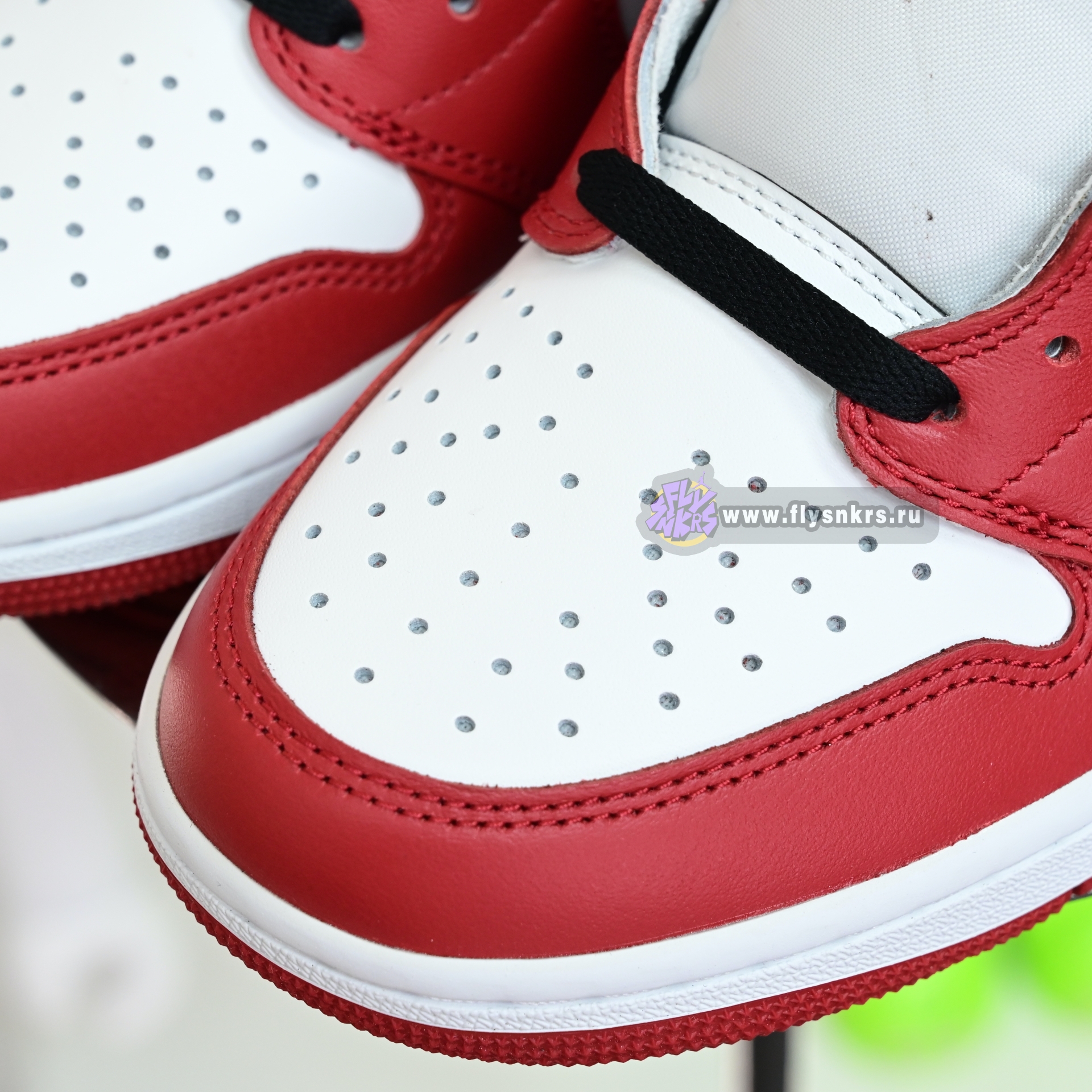 Air Jordan 1 RETRO LOW OG“Black Muslin Varsity Red” HQ6998-600