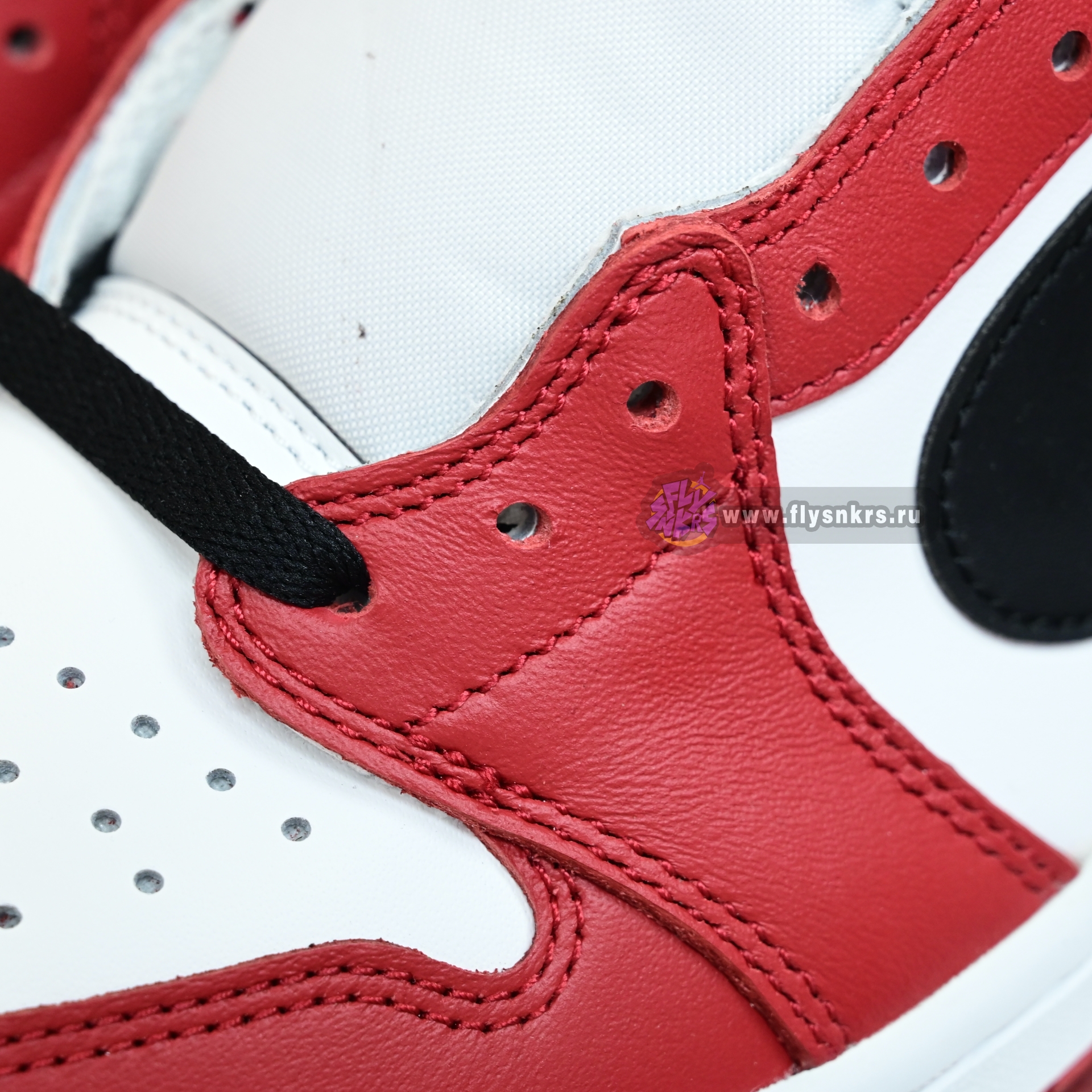 Air Jordan 1 RETRO LOW OG“Black Muslin Varsity Red” HQ6998-600