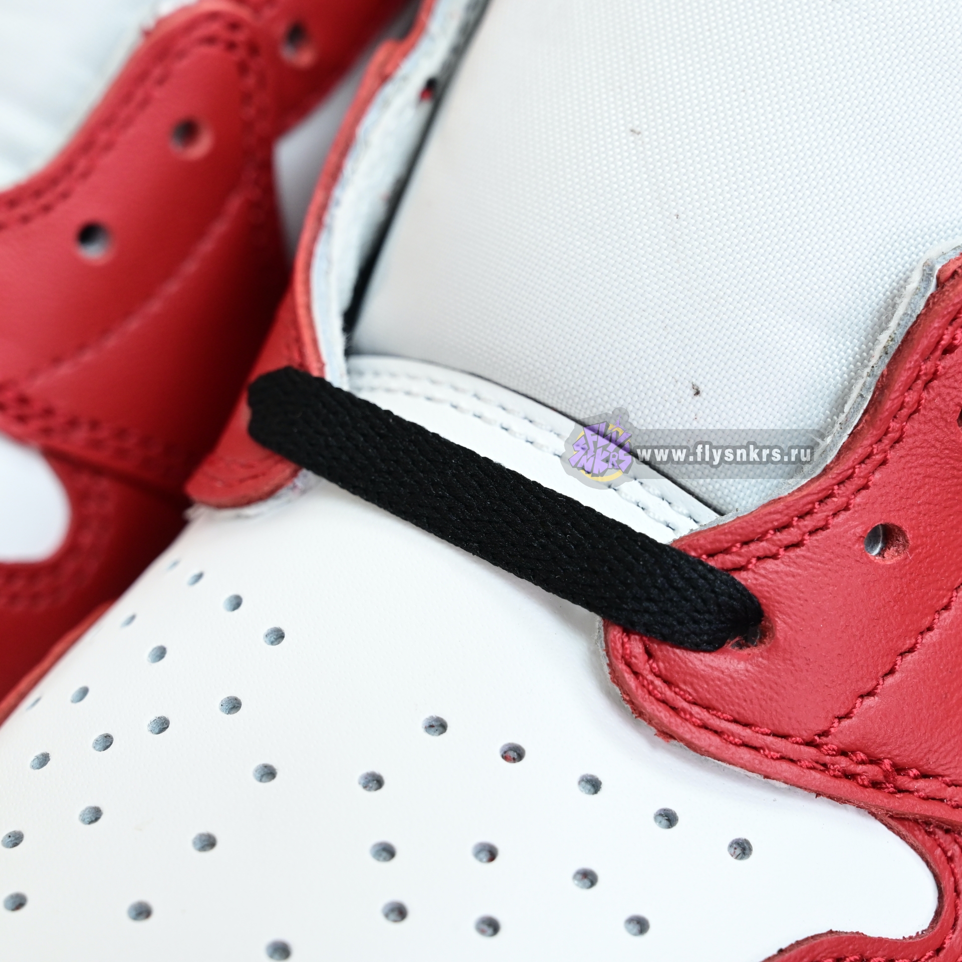 Air Jordan 1 RETRO LOW OG“Black Muslin Varsity Red” HQ6998-600