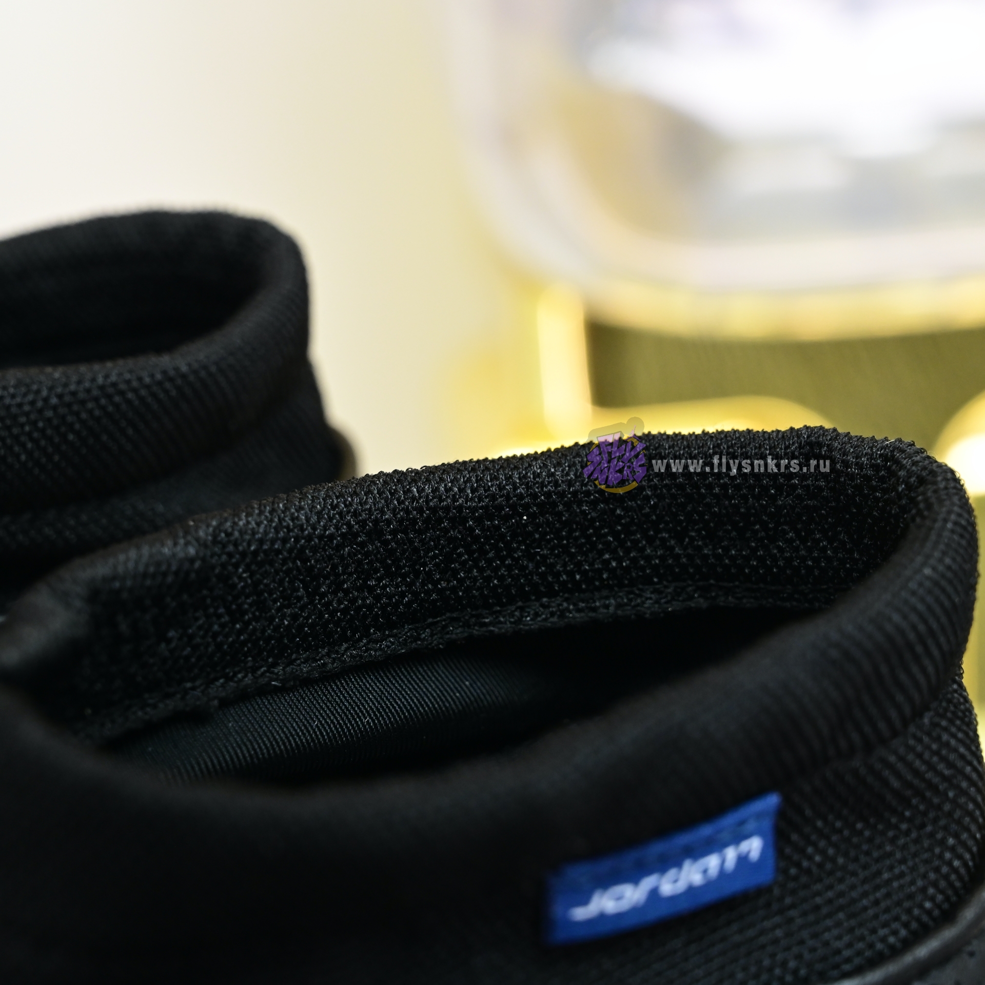 INFINITE ARCHIVES x  Air Jordan 17 Low  IH0177-200