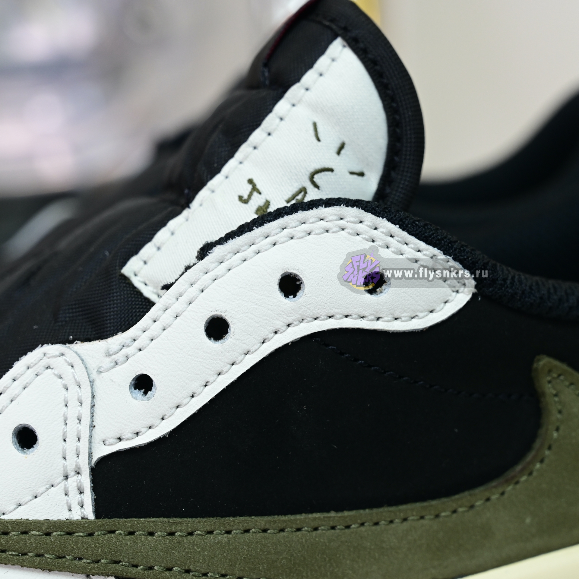 Kids Shoes Travis Scott x Air Jordan 1 Low OG 