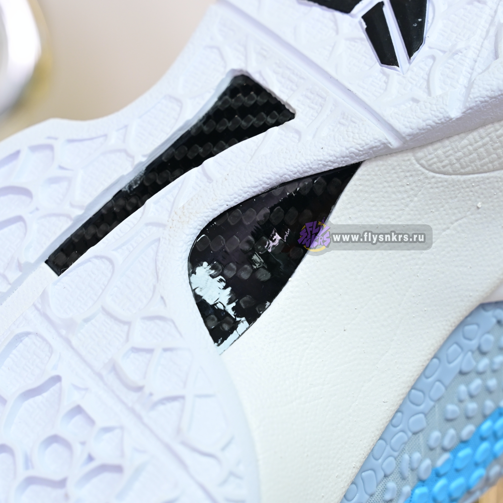 Caitin Clark Nike Kobe 6 EM IO3672-400  科比6 浅蓝 IO3672-400