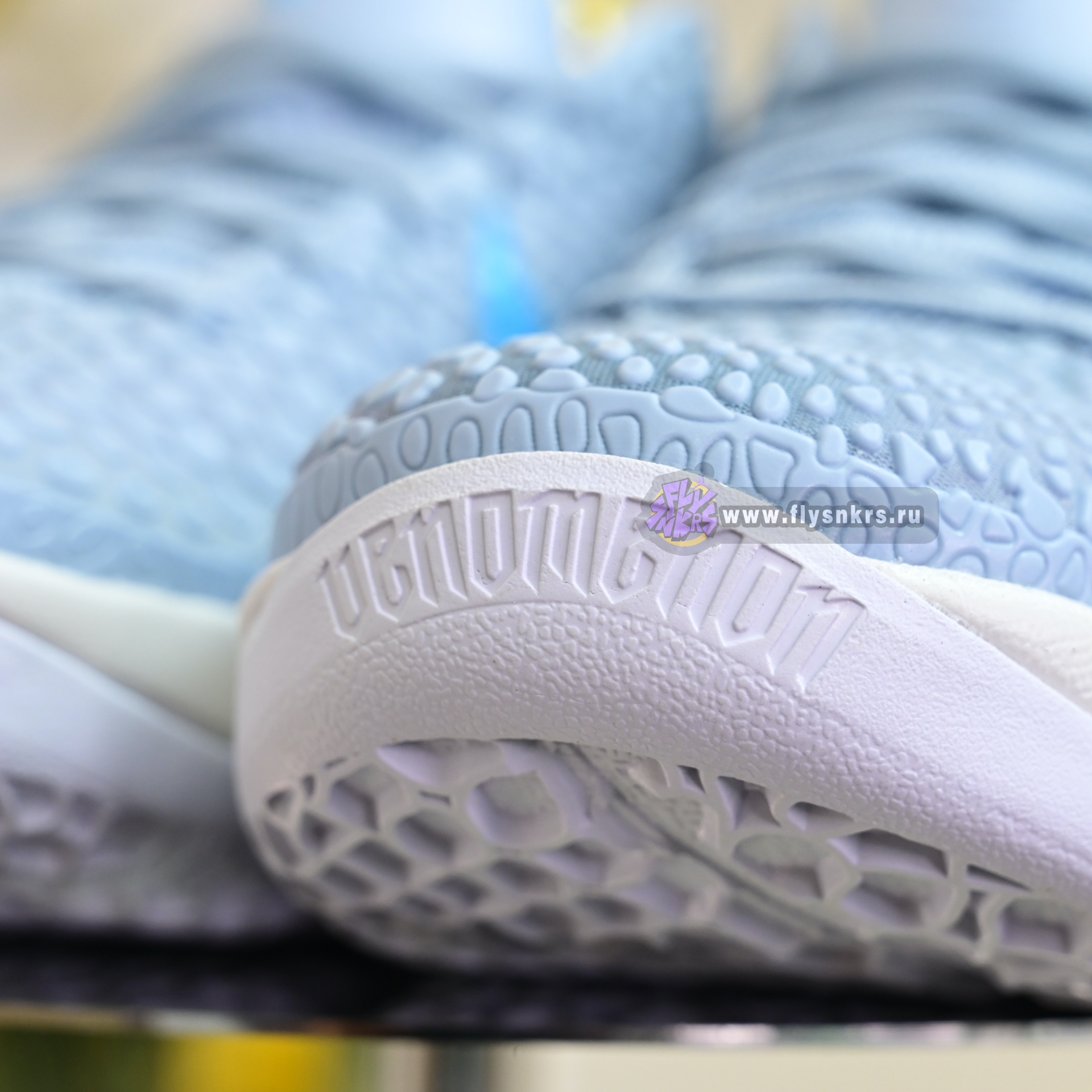 Caitin Clark Nike Kobe 6 EM IO3672-400  科比6 浅蓝 IO3672-400