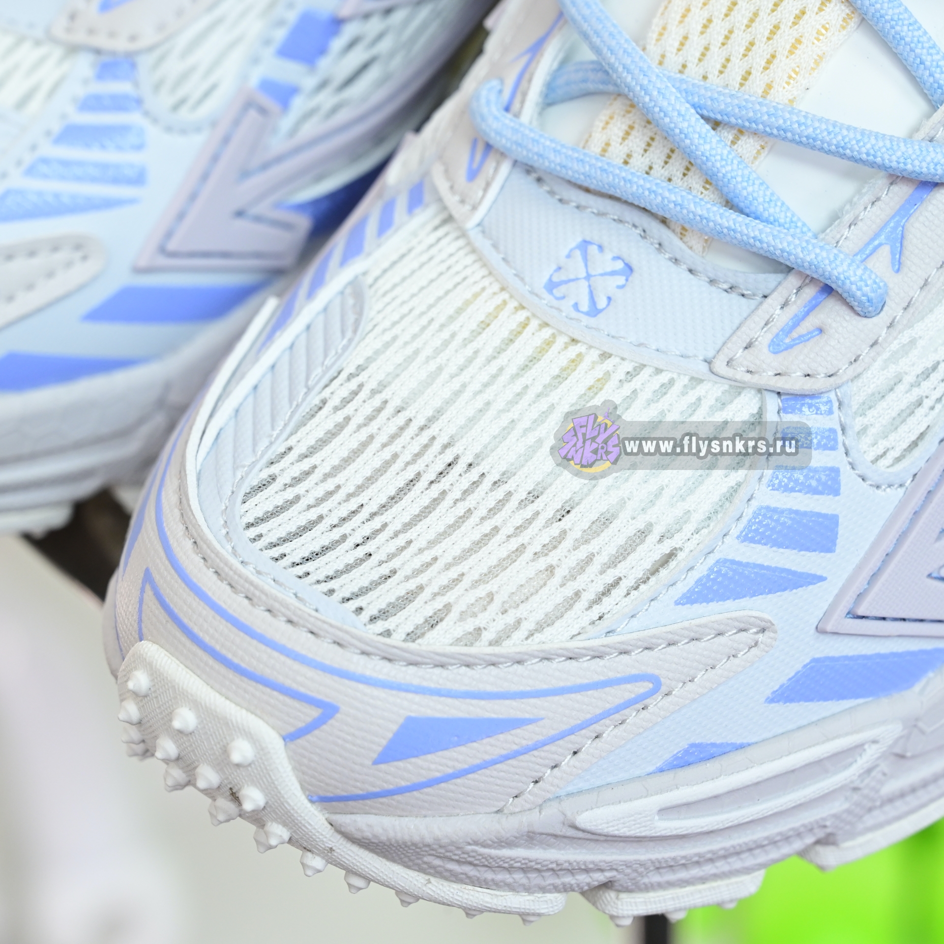 OFF-WHITE BE RIGHT BACK