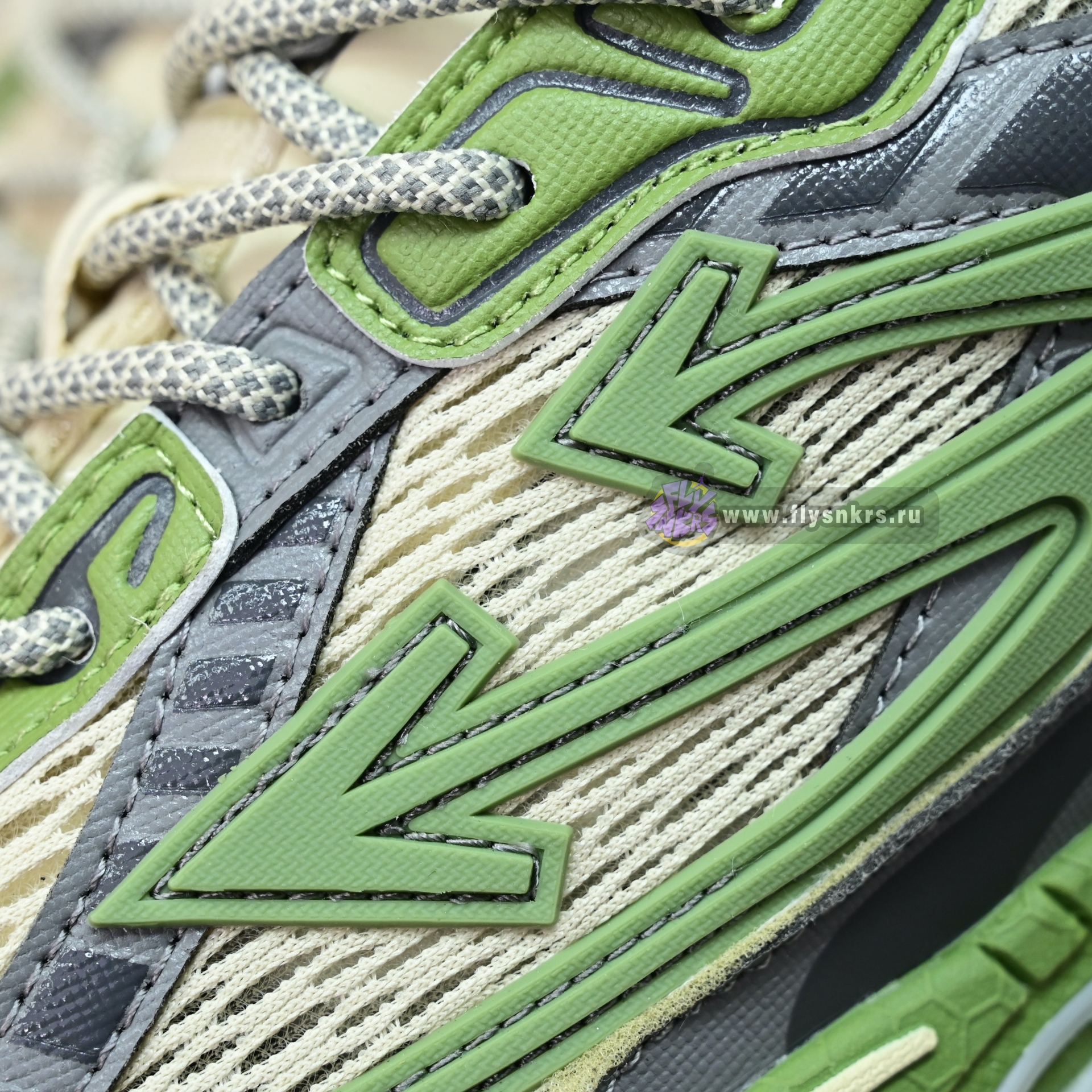 OFF-WHITE BE RIGHT BACK