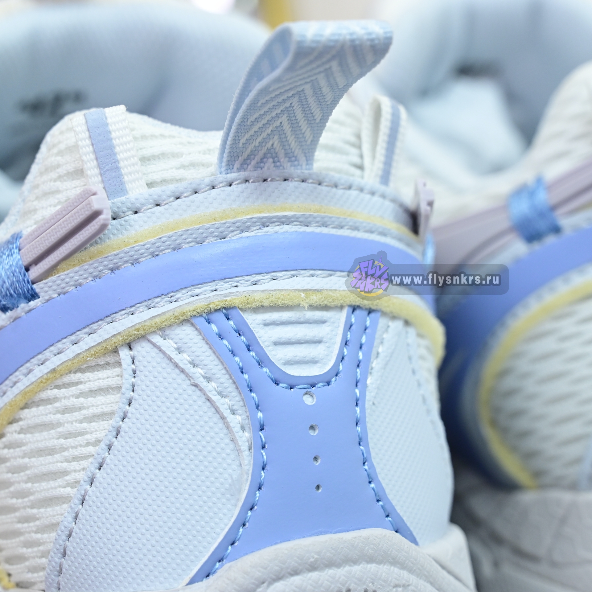 OFF-WHITE BE RIGHT BACK