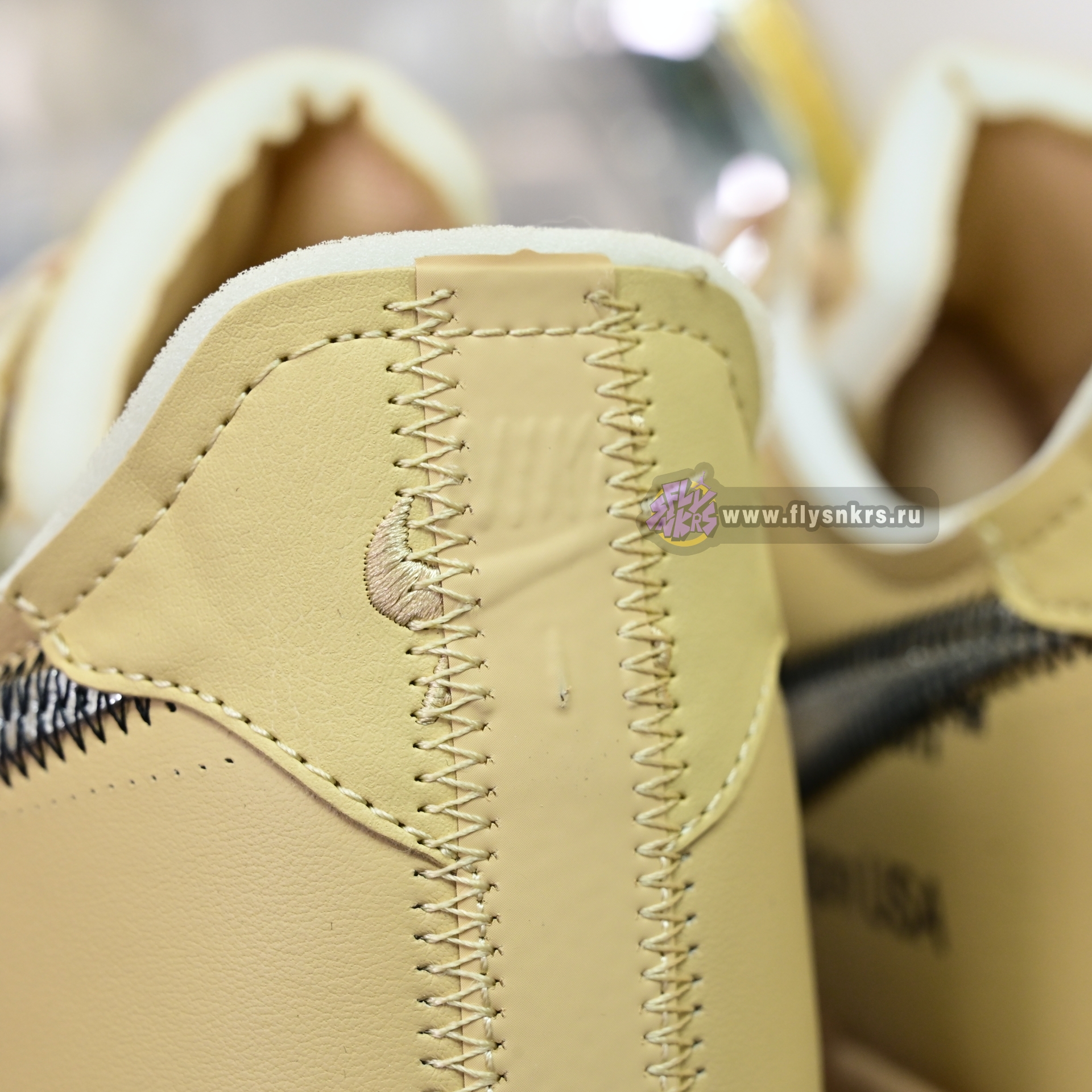 OFF-WHITE x Nike Air Force1 FD6900-200