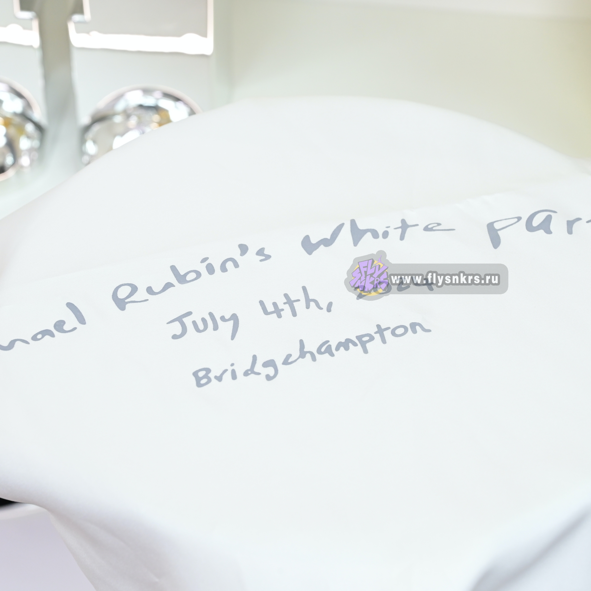 Travis Scott  x Air Jordan 1 TD1228-111