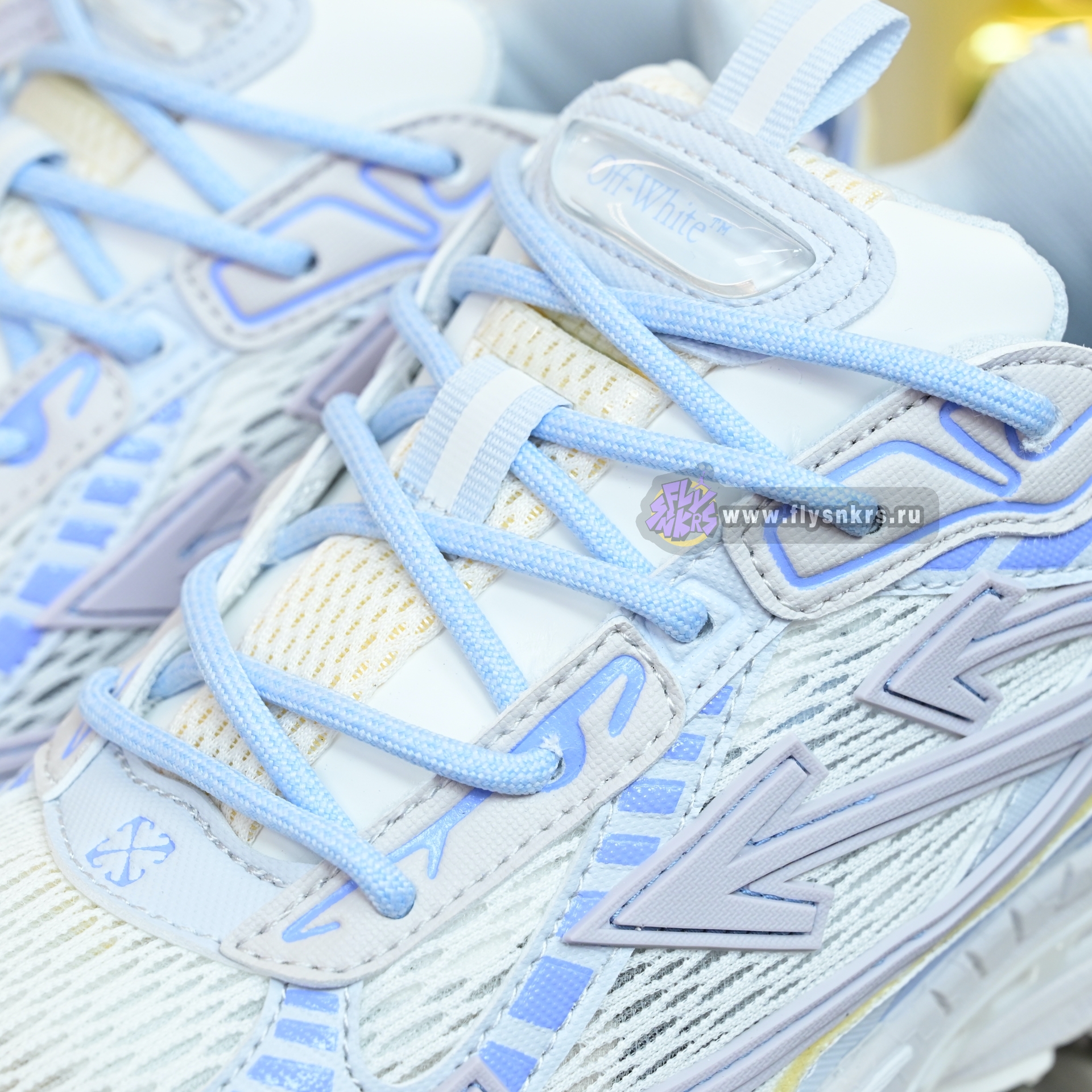 OFF-WHITE BE RIGHT BACK