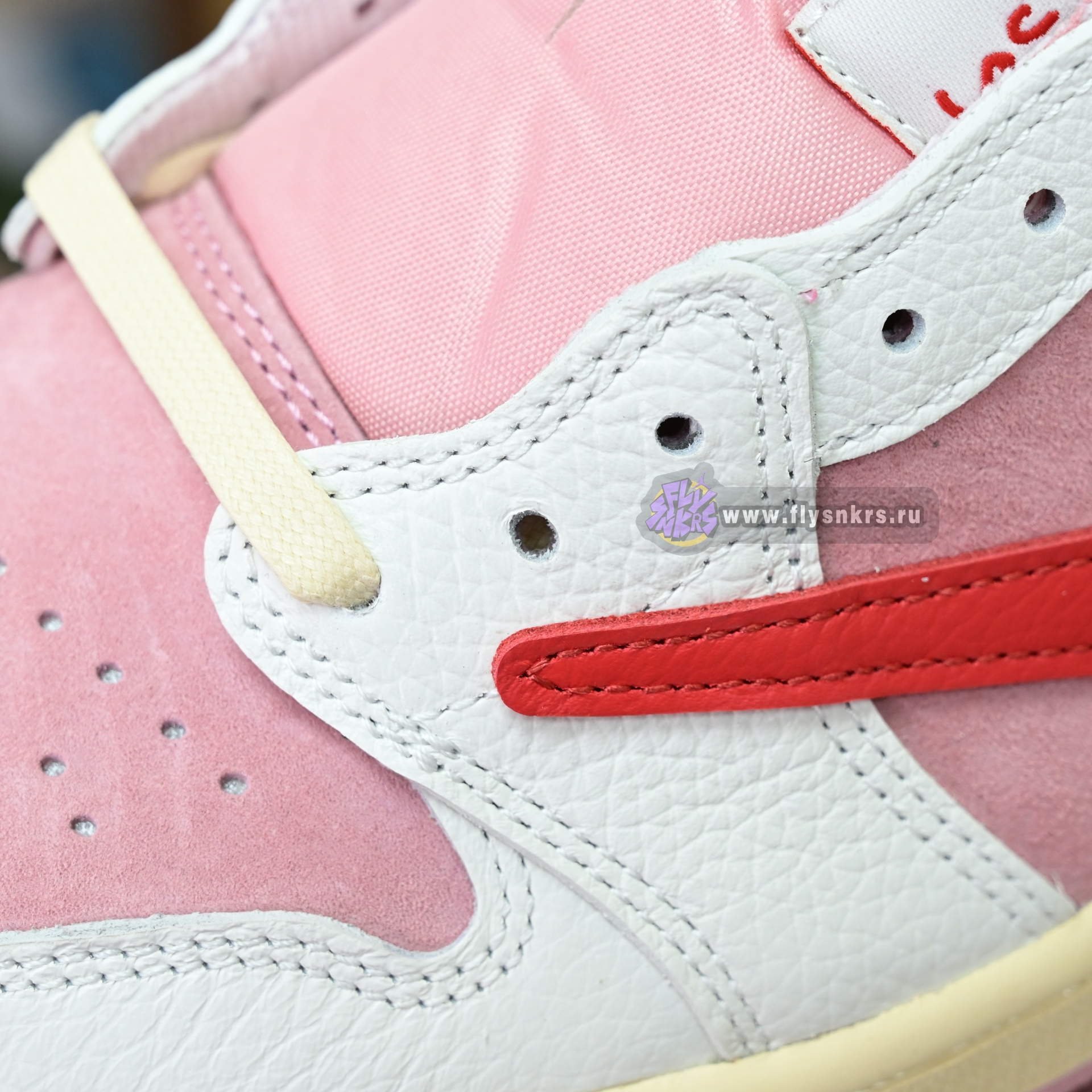 Travis Scott x Air Jordan 1  Low DM7866-100