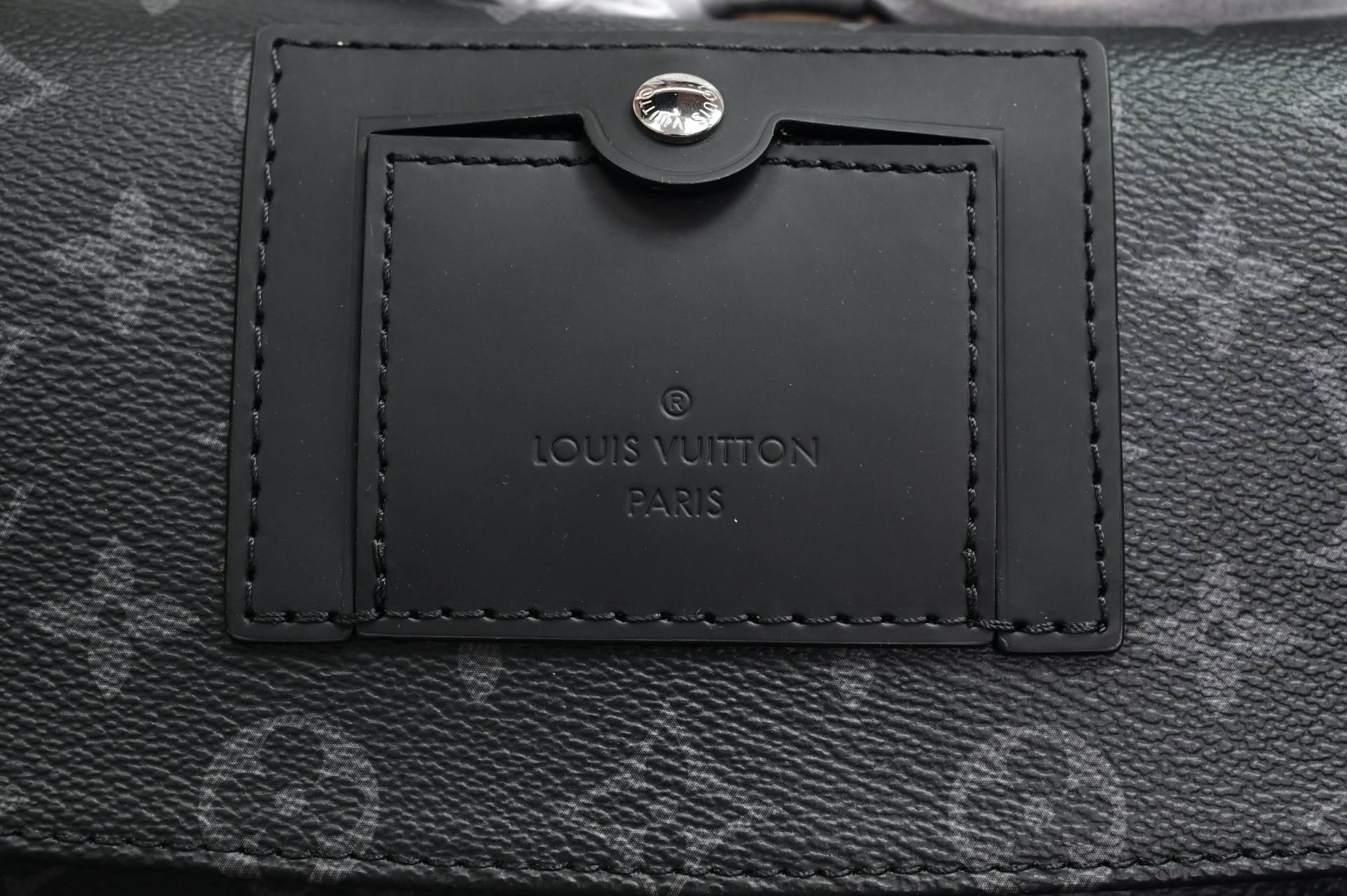 Louis Vuitton  LV