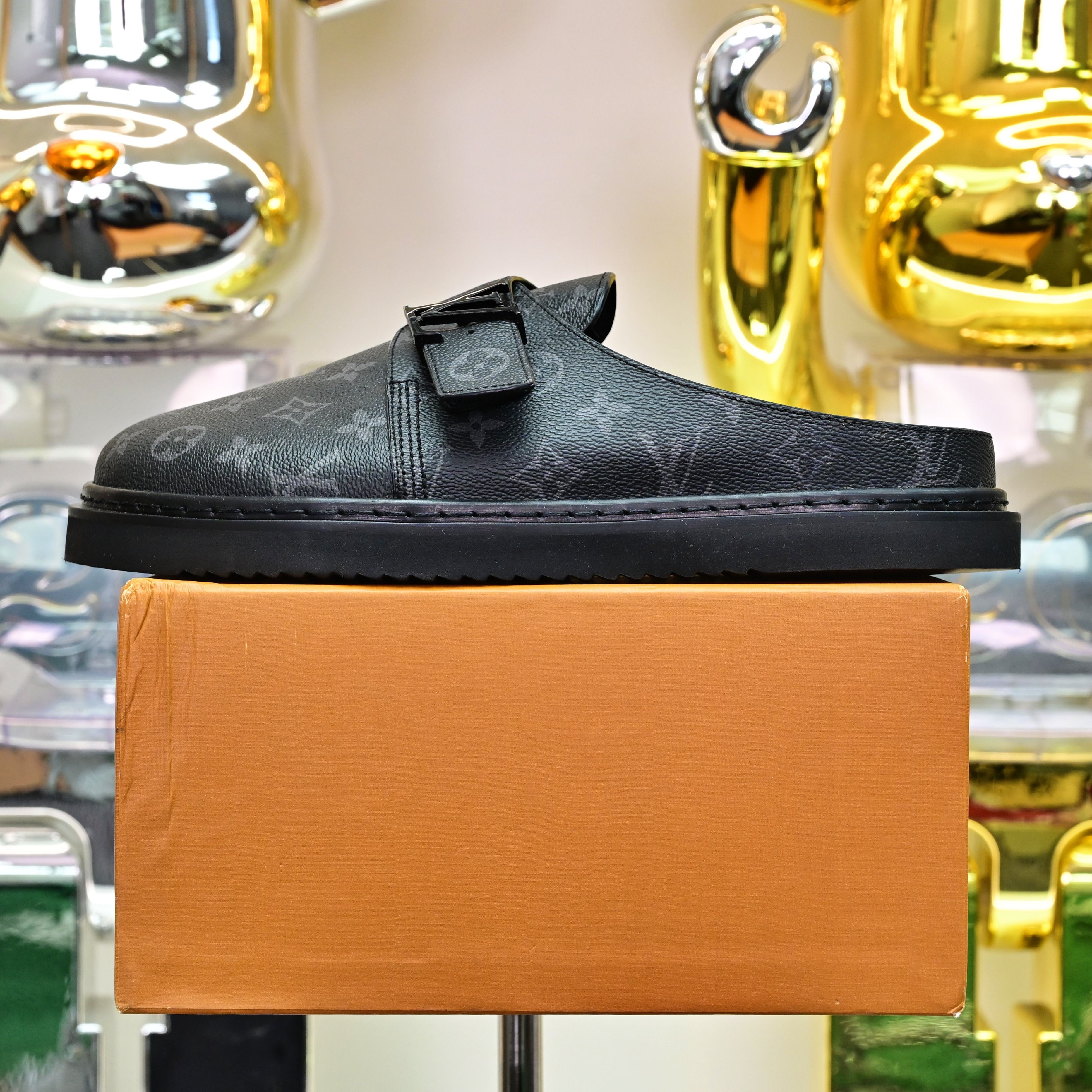 Dior