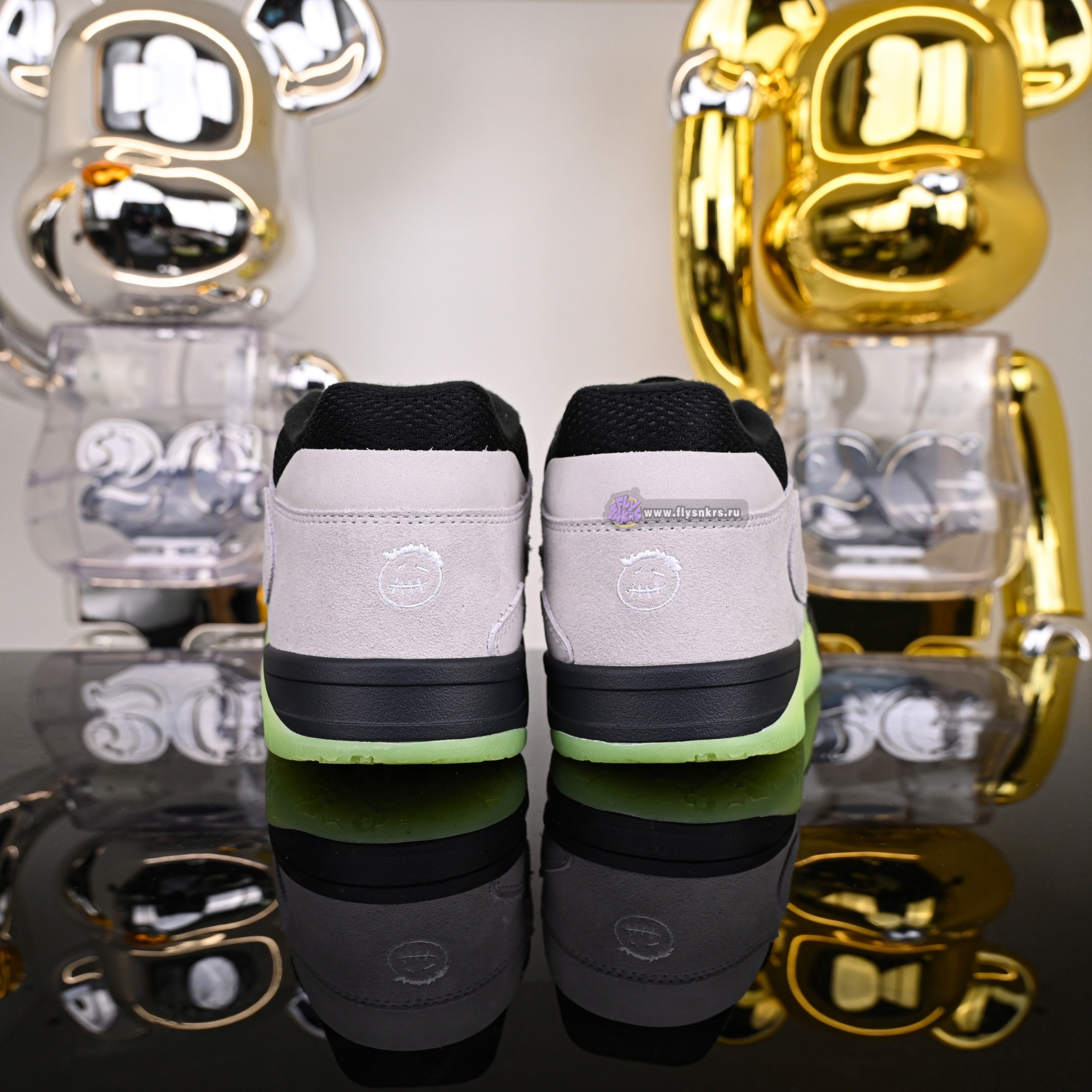 Travis Scott x Chase B x Jordan Jumpman Jack  IH7971-001