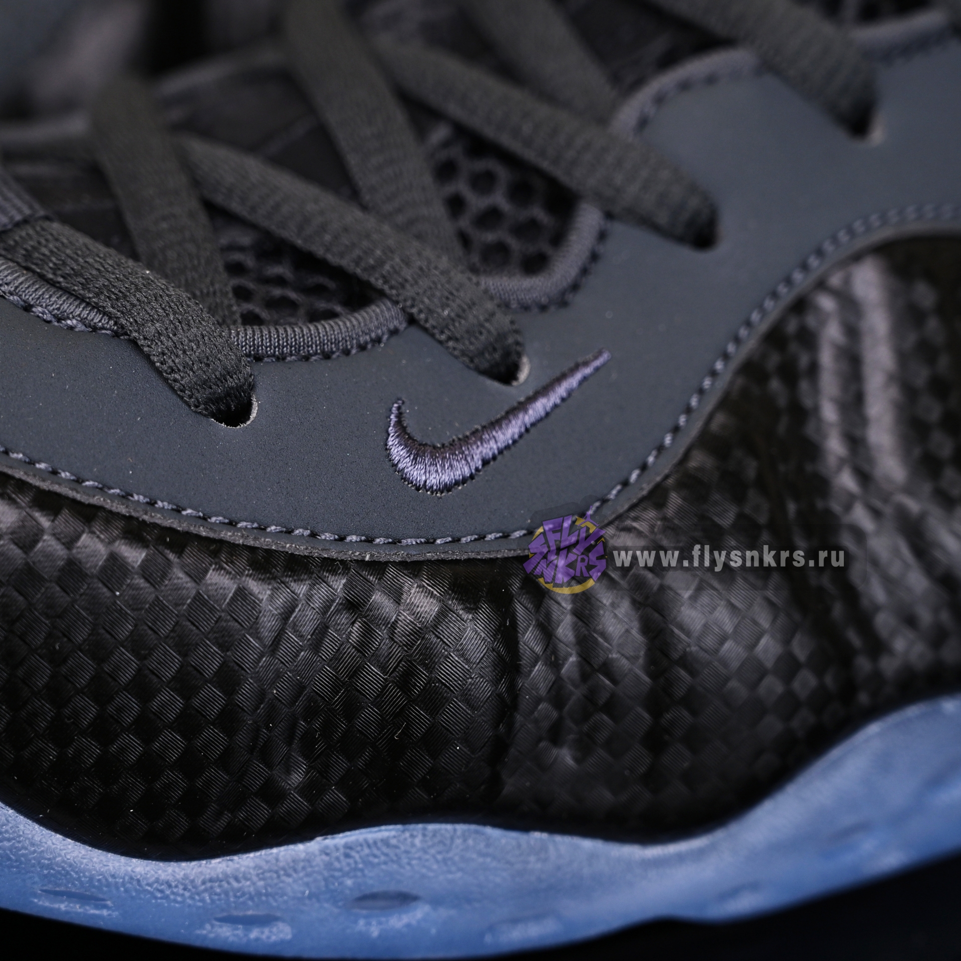 Nike Air Foamposite One  HF2902-002