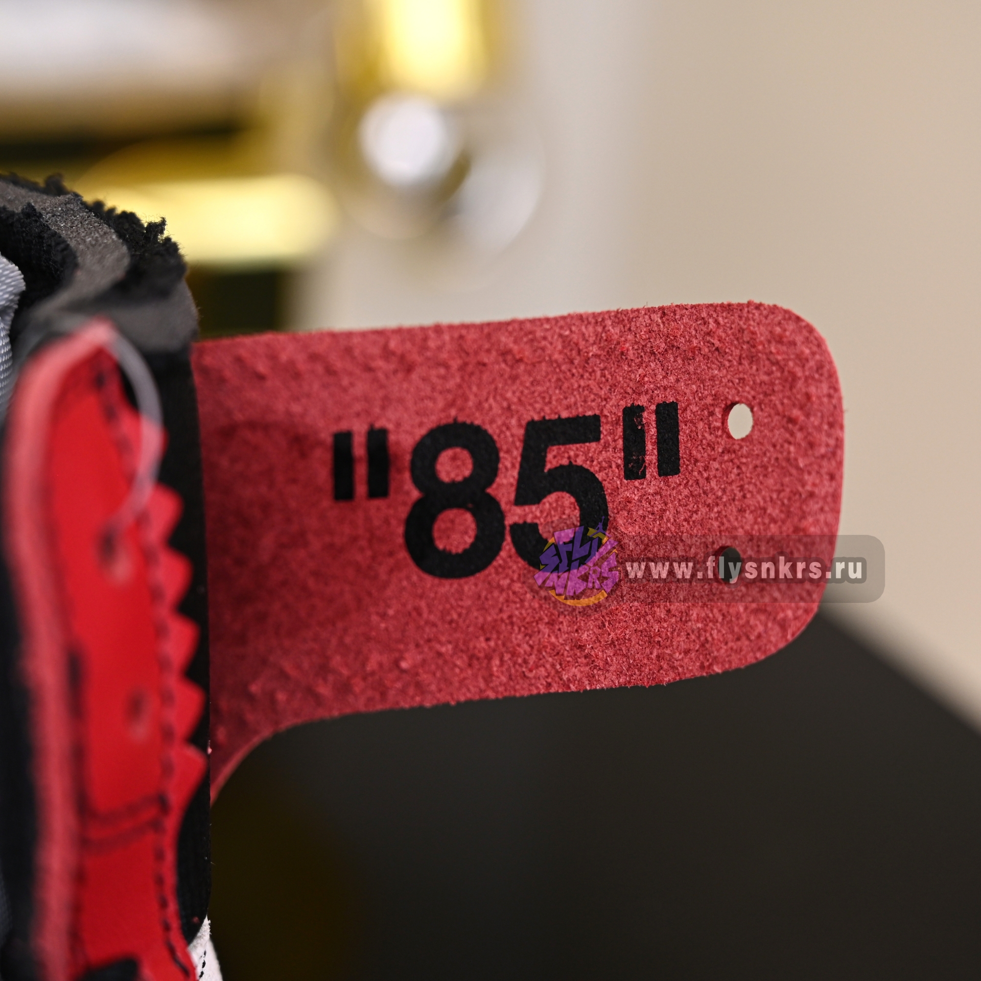 OFF-WHITE X AIR JORDAN 1 RETRO HIGH OG 'CHICAGO'