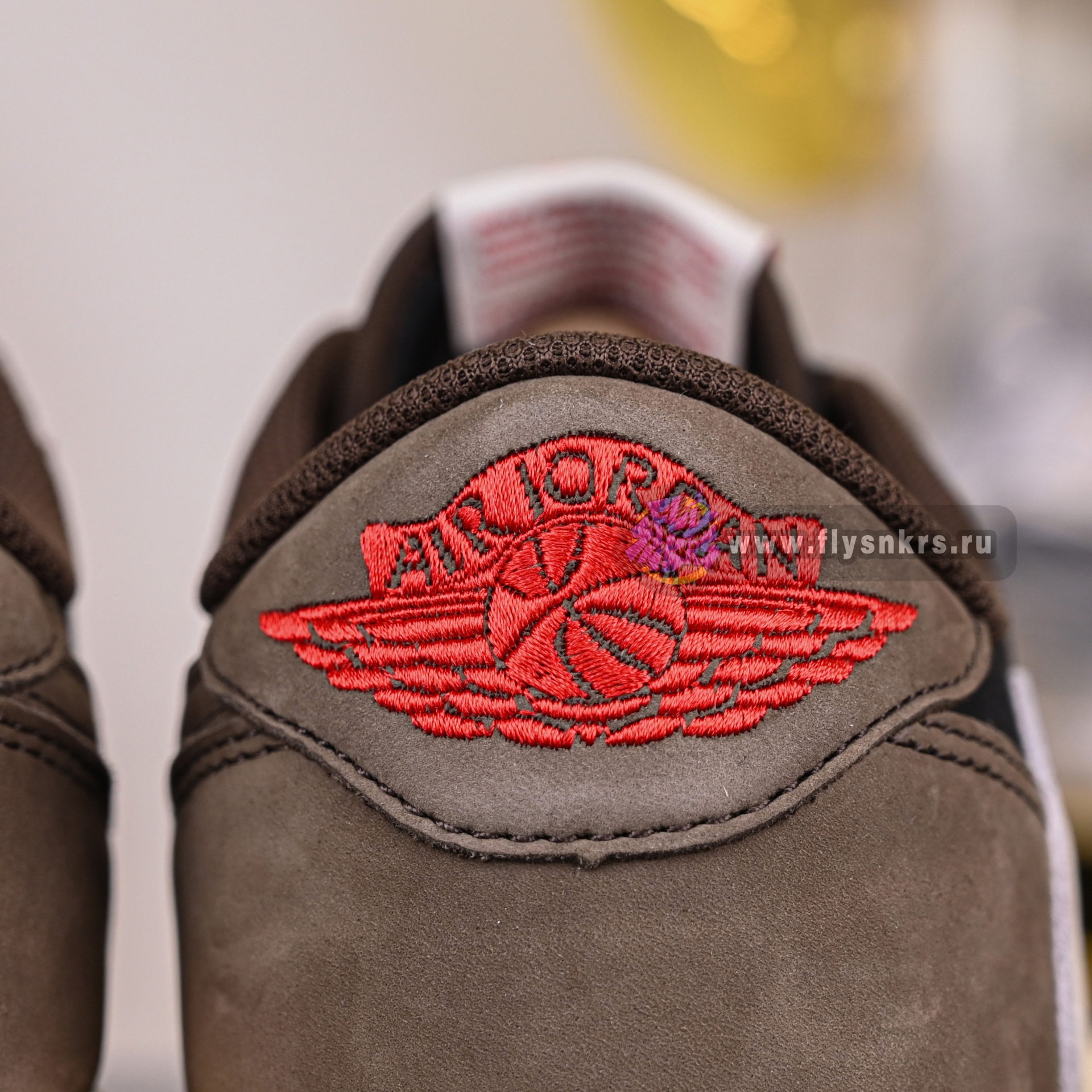 Travis Scott x Jordan Air Jordan 1 Low OG TS SP CQ4277-001