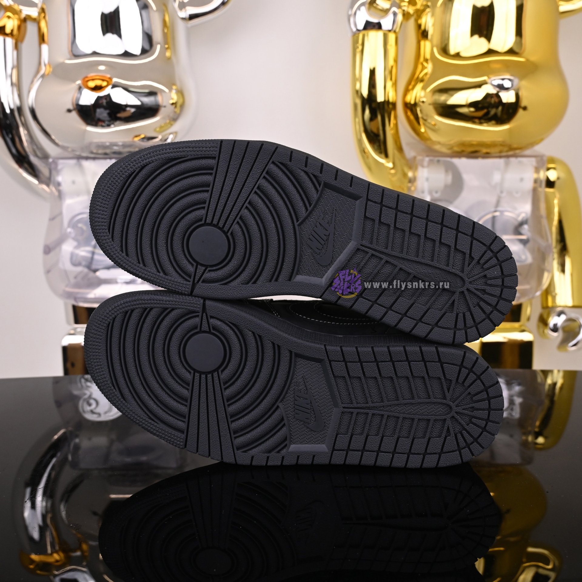 TRAVIS SCOTT X NIKE AIR JORDAN 1 LOW OG “BLACK/PHANTOM” DM7866-001