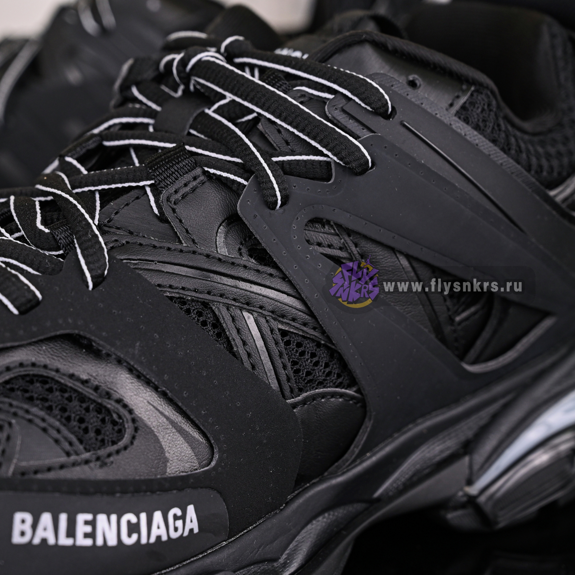 Balenciaga  Track（LED）