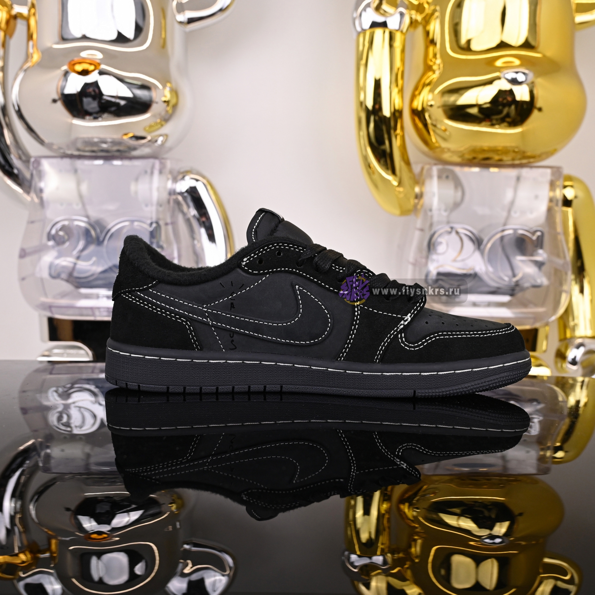 TRAVIS SCOTT X NIKE AIR JORDAN 1 LOW OG “BLACK/PHANTOM” DM7866-001