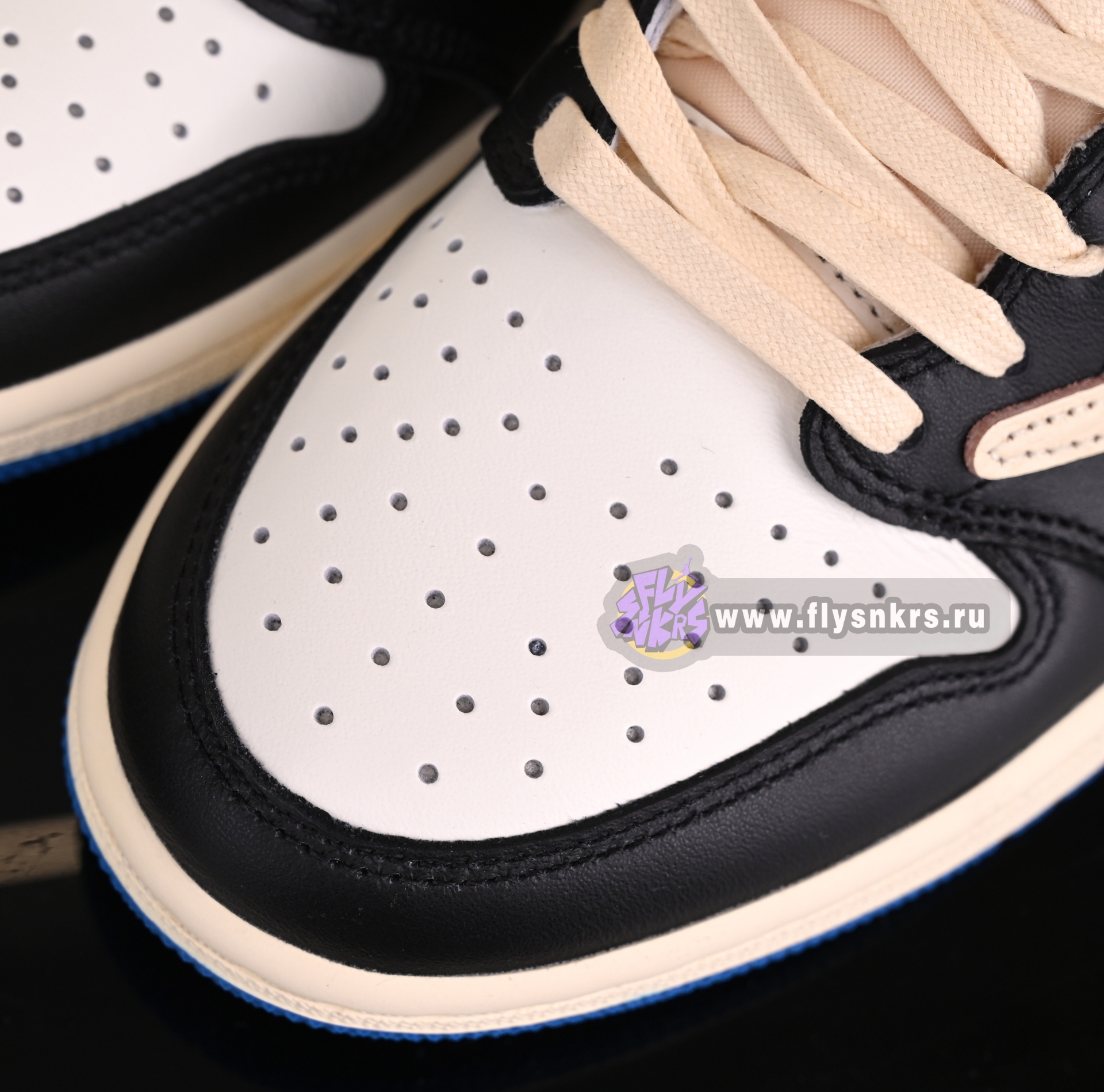 FRAGMENT DESIGN X TRAVIS SCOTT X AIR JORDAN 1 LOW DM7866-140