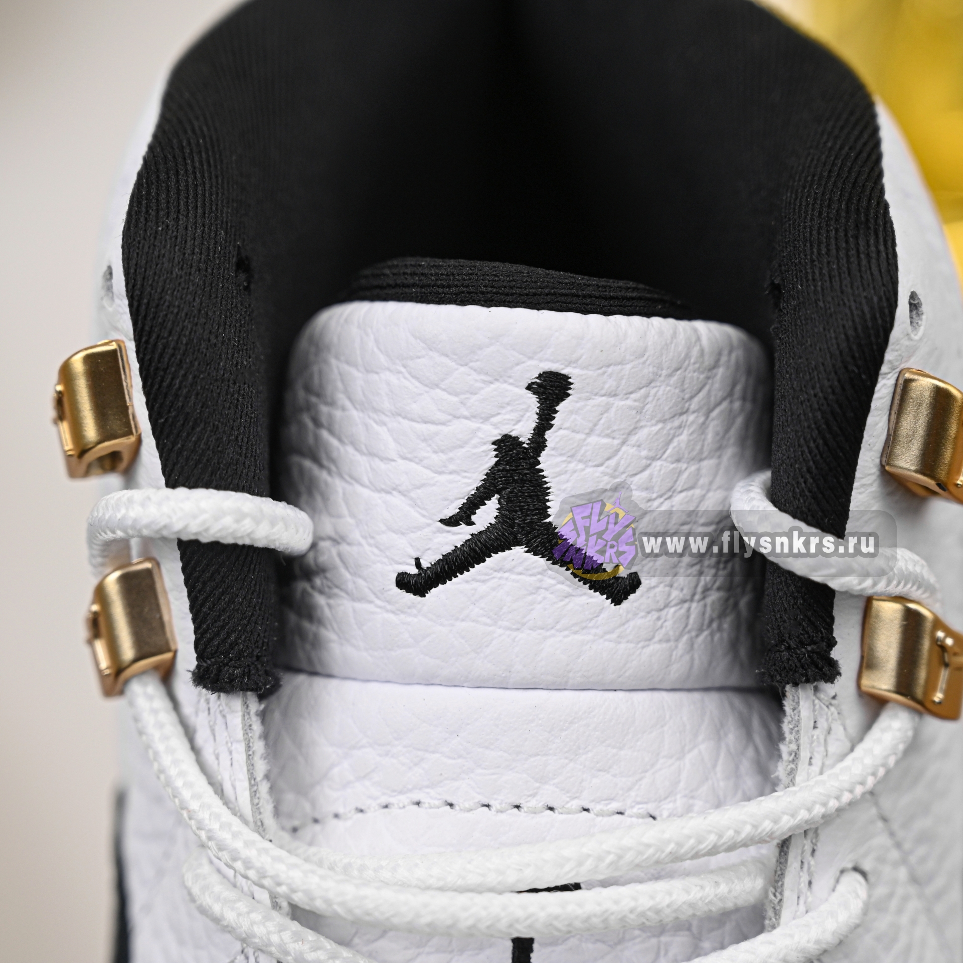 Air Jordan 12“Taxi”History  CT8013-117