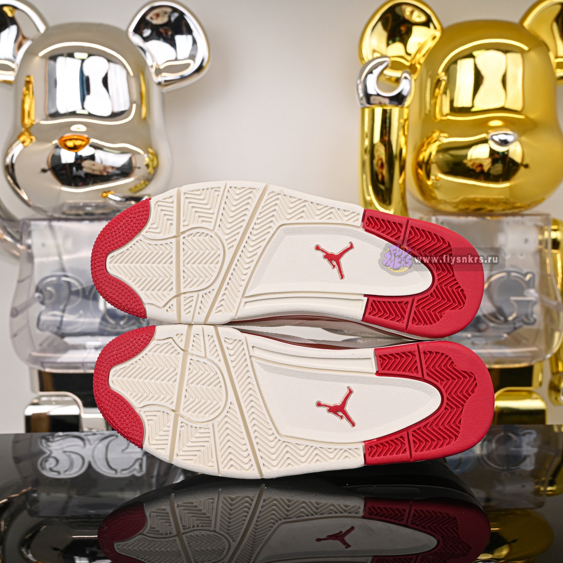 Air Jordan 4 Retro“Sierra Red” HV0823-108