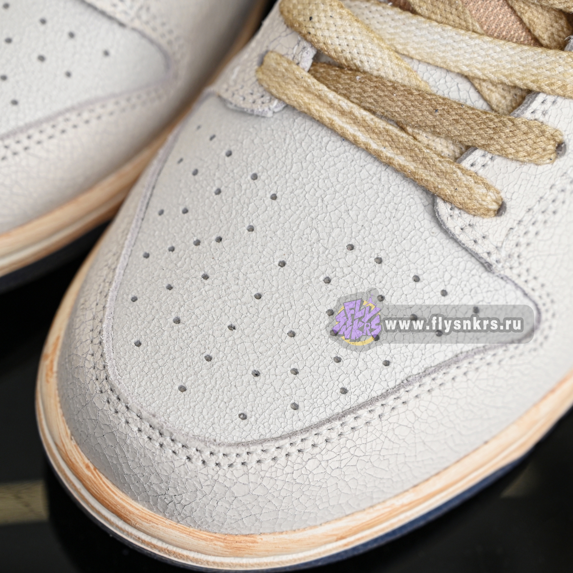 Nike x Stranger Things Dunk LowSP  IH6766-001