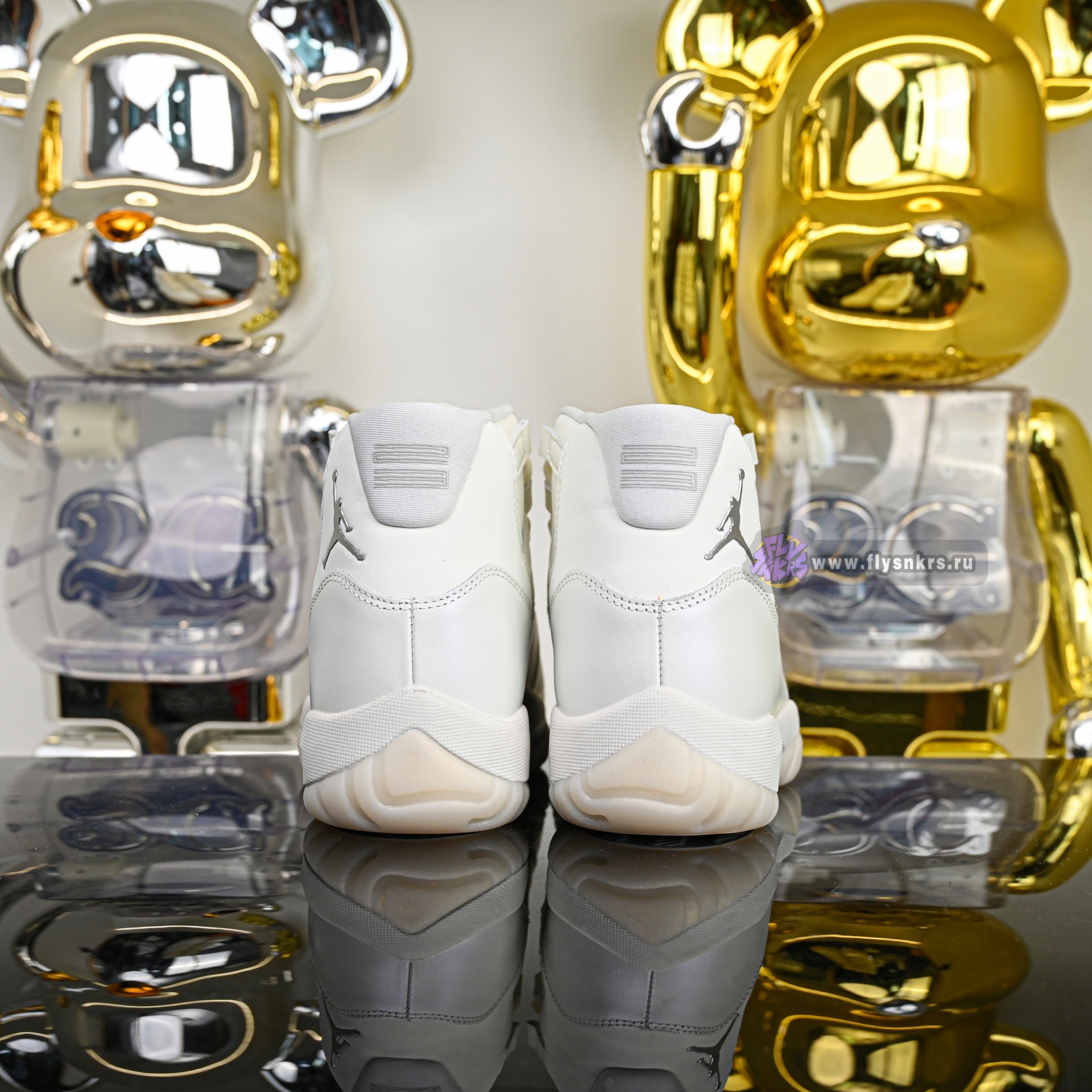 Air Jordan 11 RETRO“Pearl” AR0715-110