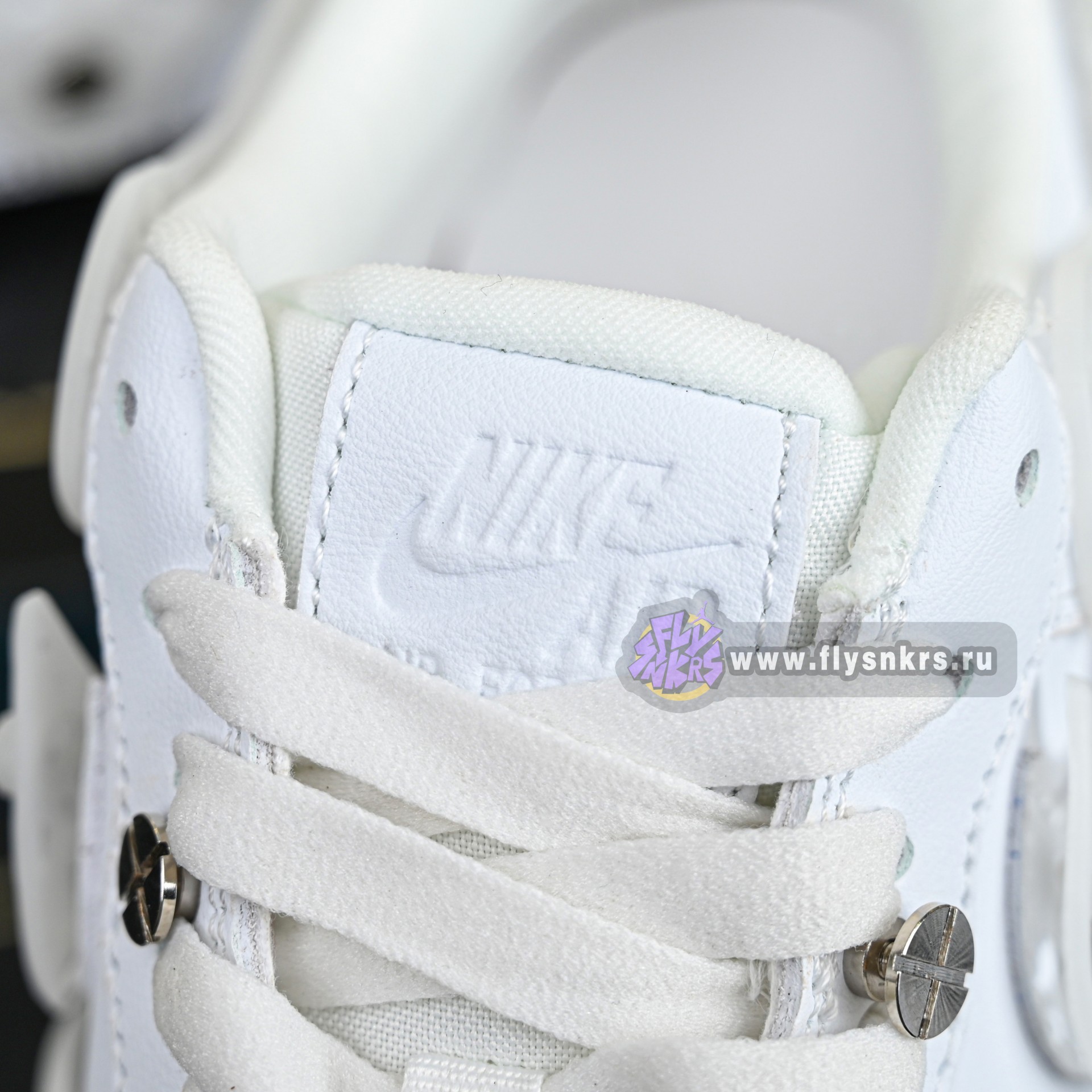 Swarovski X Nike Air Force 1 LXX  CV7668-100