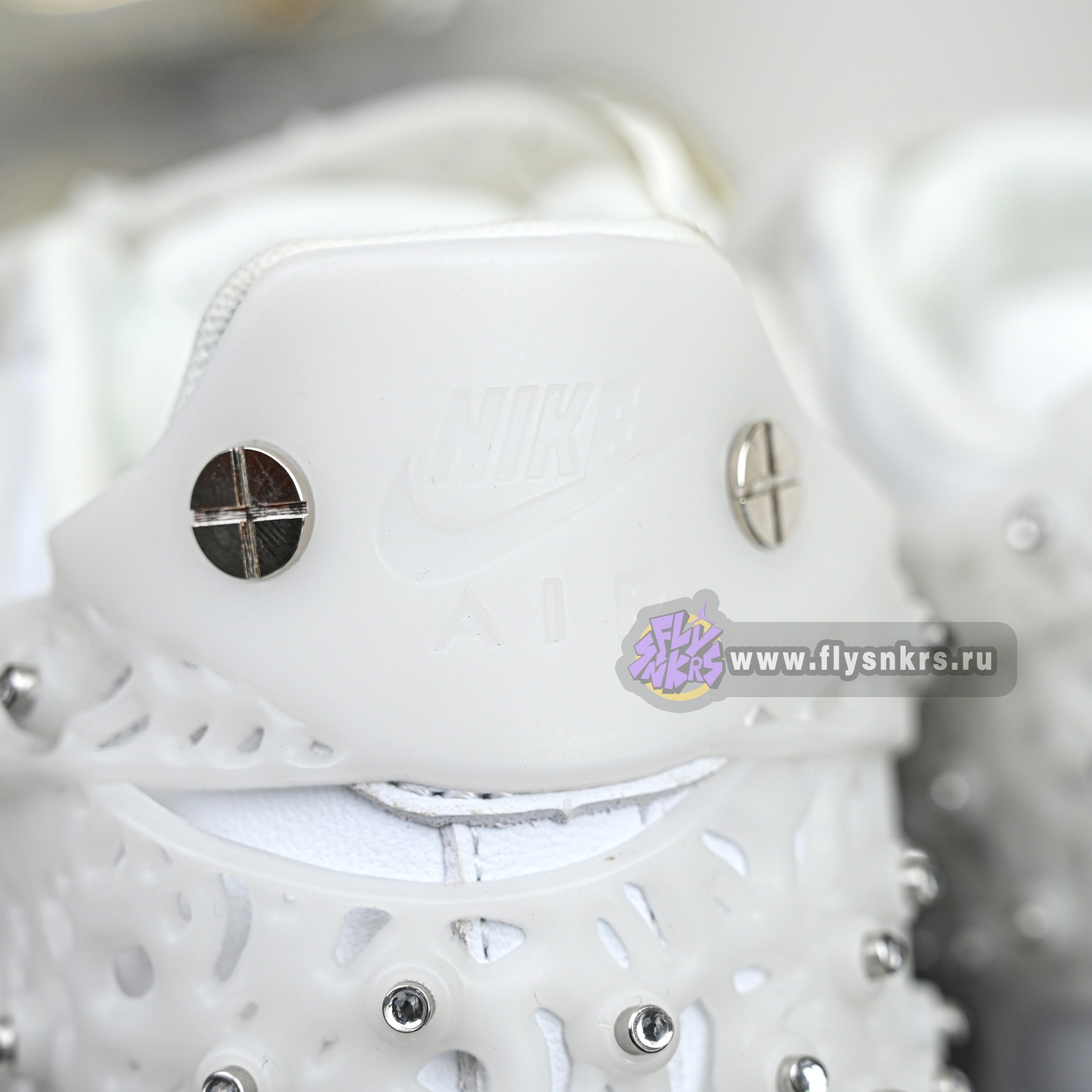 Swarovski X Nike Air Force 1 LXX  CV7668-100