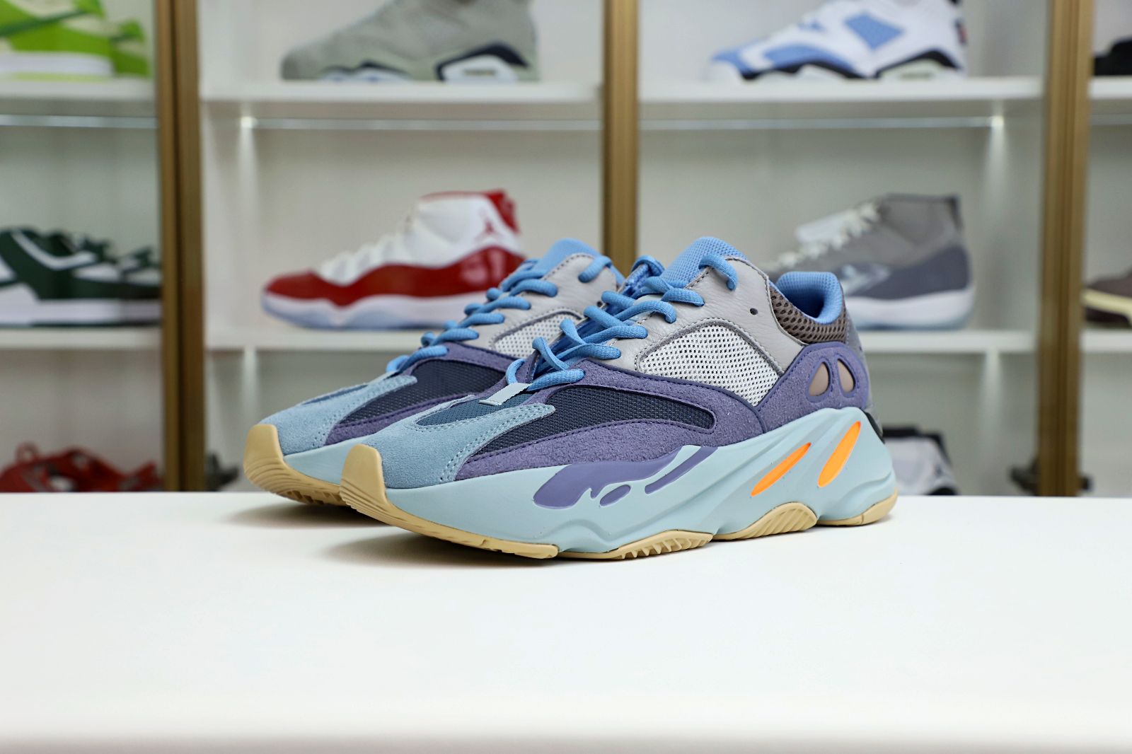 YEEZY BOOST 700 'CARBON BLUE'