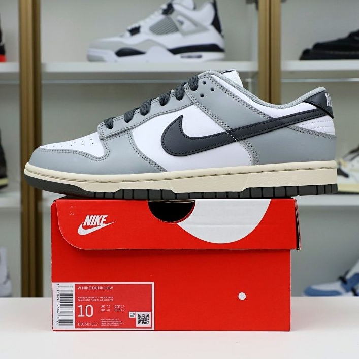 Nike Dunk Low  Light Smoke Grey