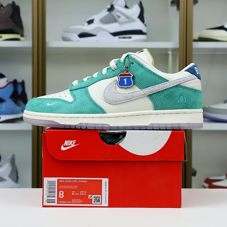 KASINA X DUNK LOW 'ROAD SIGN'
